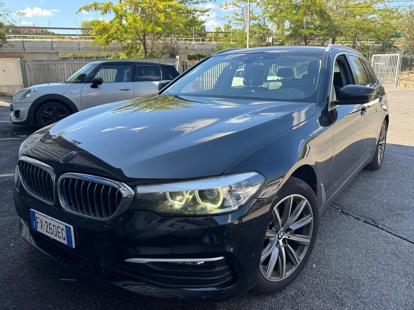 BMW 520 Serie 5 G31 2017 Touring 520d Touring Sport auto Negro - 1