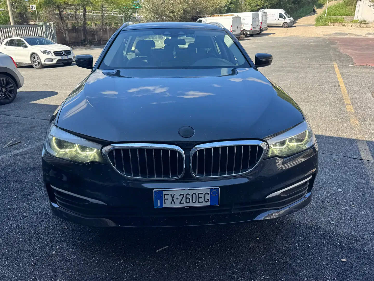 BMW 520 Serie 5 G31 2017 Touring 520d Touring Sport auto Noir - 2