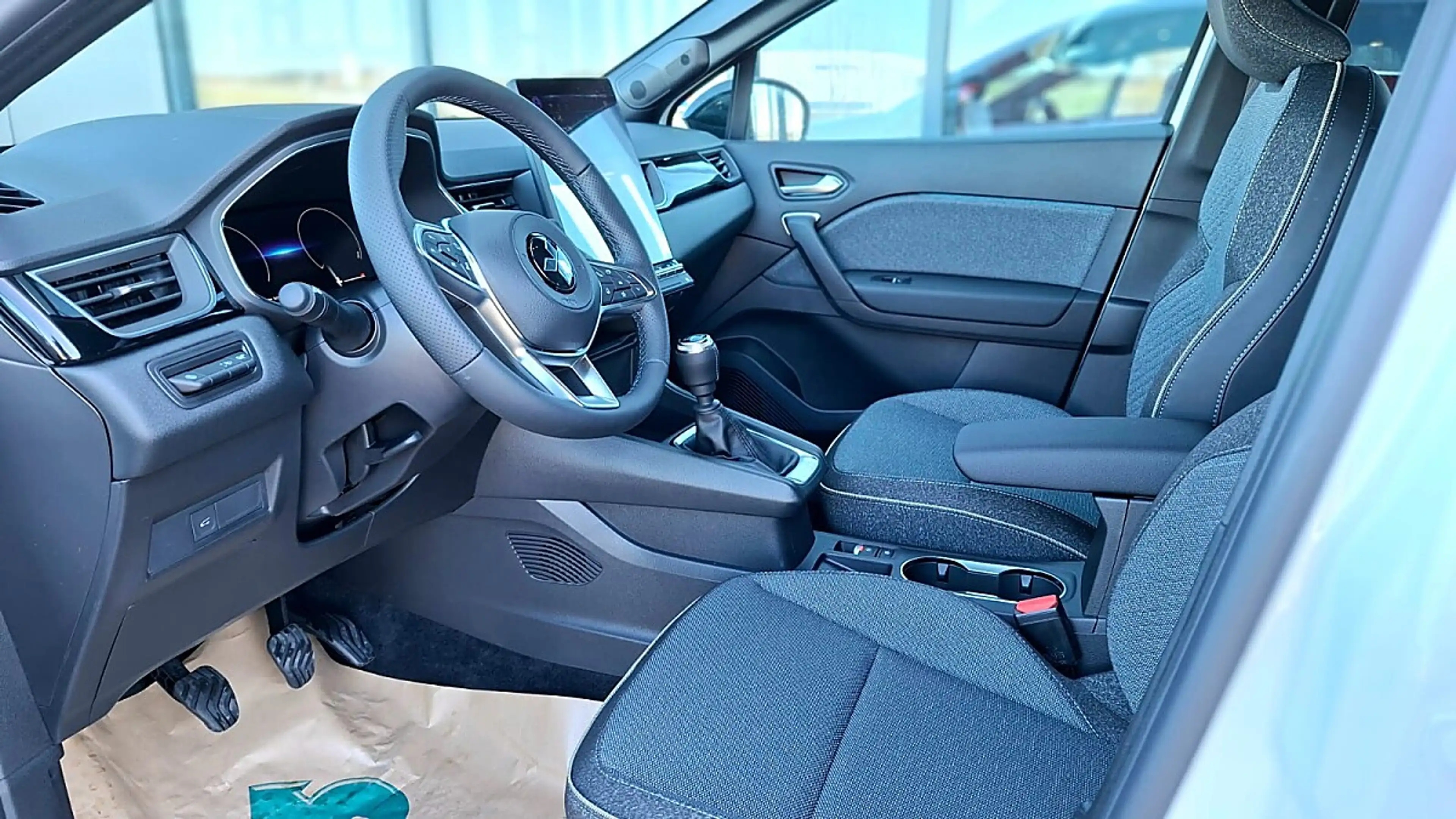 Mitsubishi Grandis 1,3 Petrol Intense S+C+T 26 — photo 8