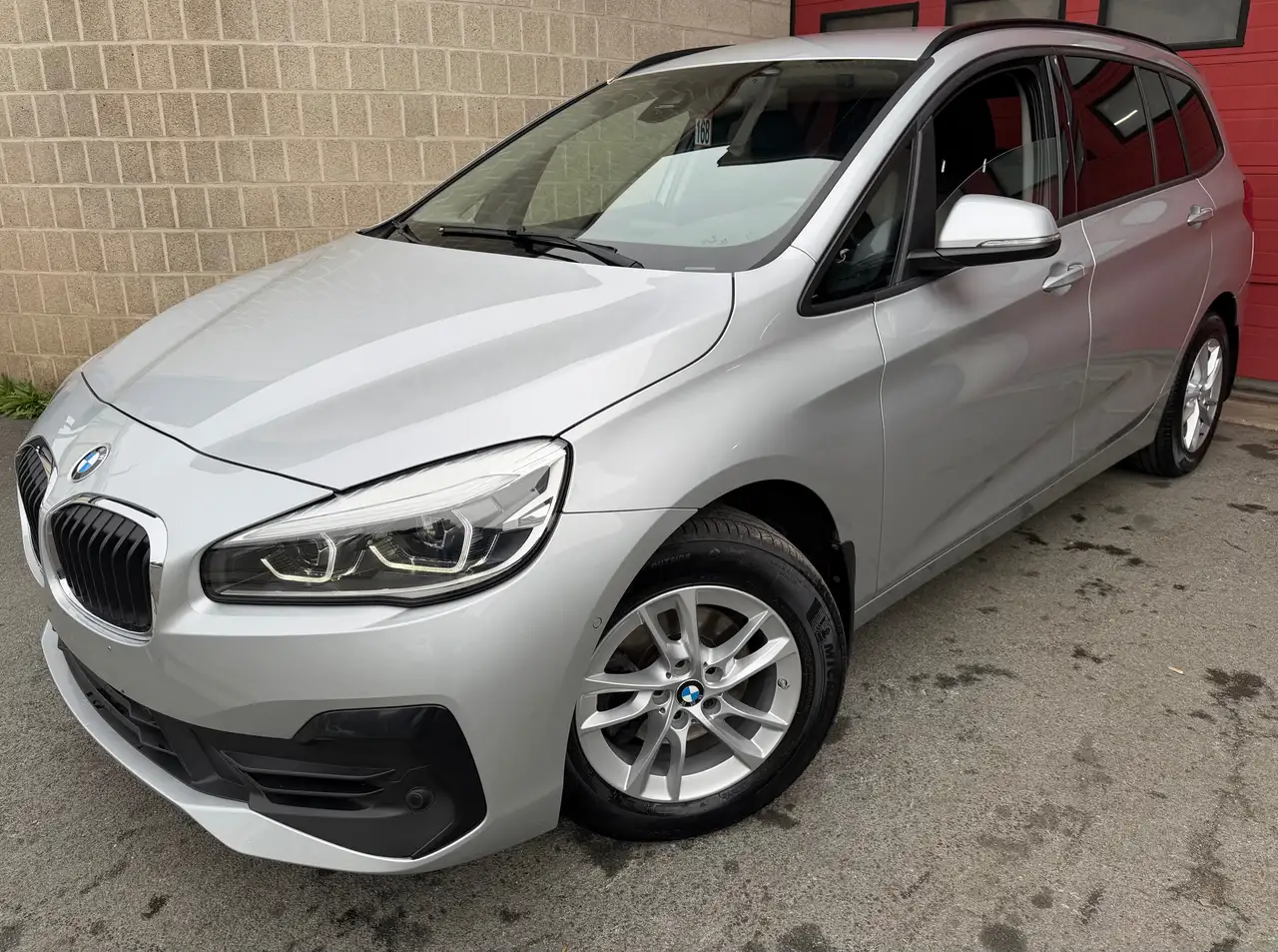 BMW 216