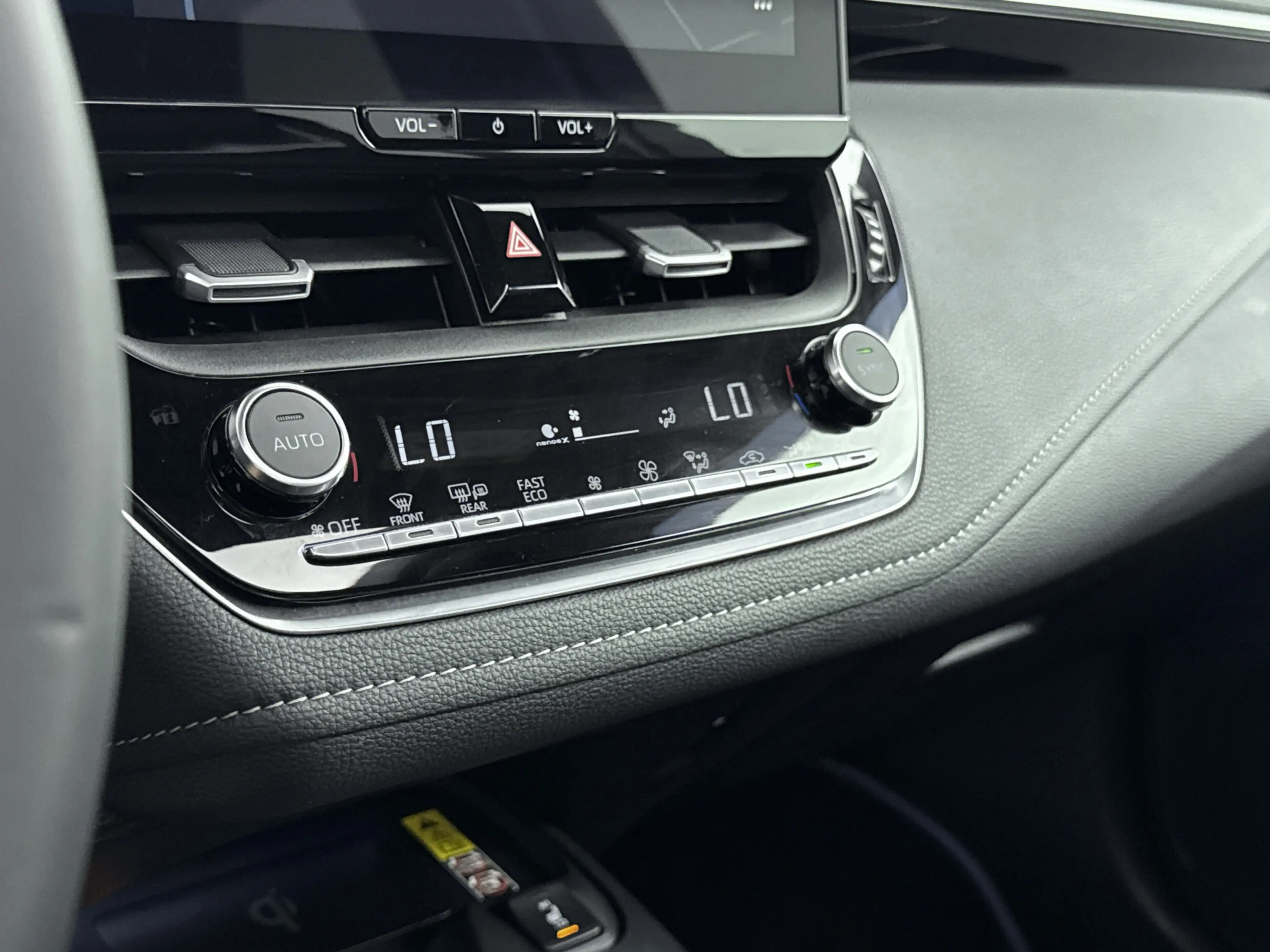 Toyota Corolla Touring Sports Hybrid 200 Premium | Panoramadak | — photo 14