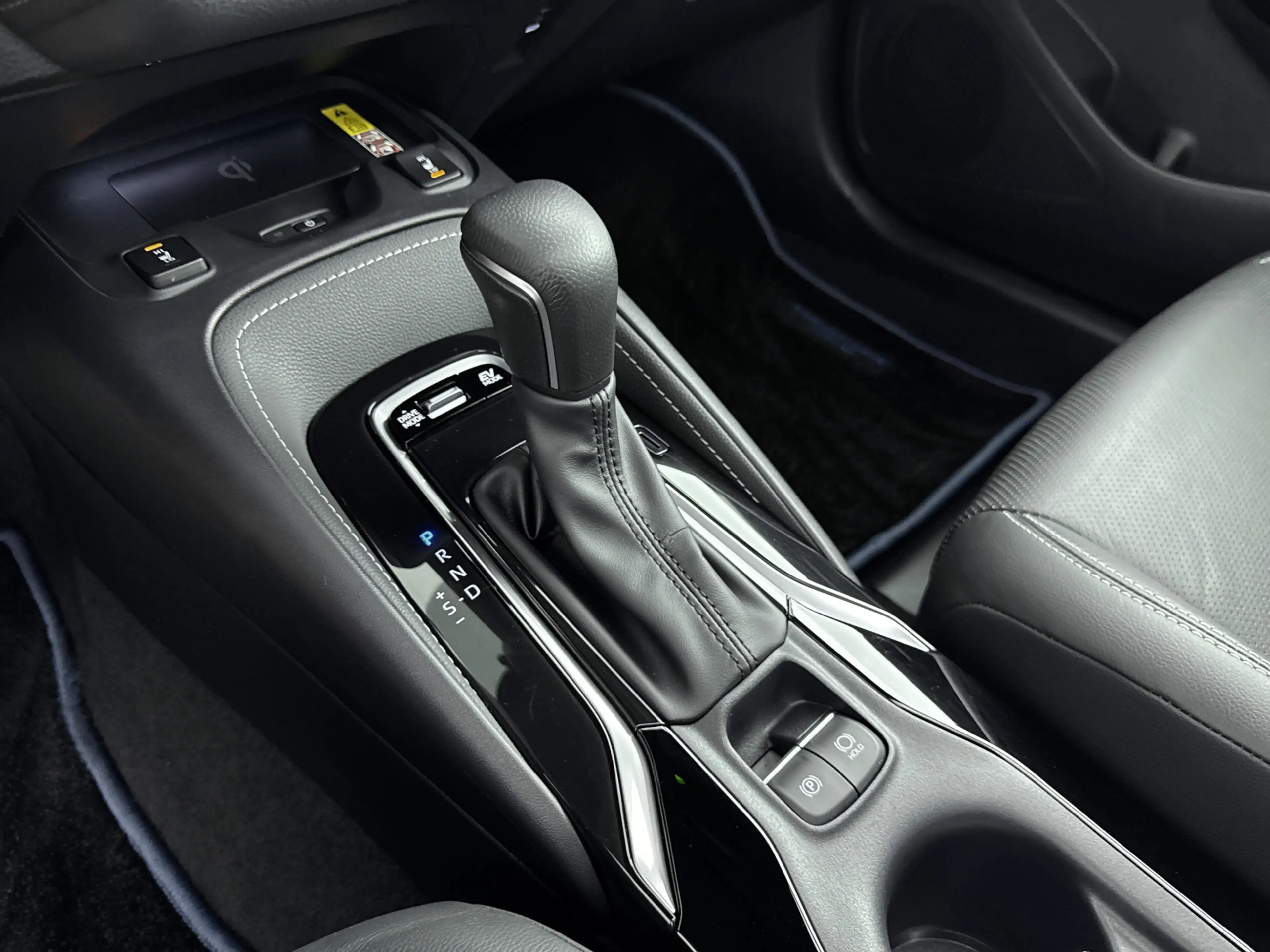 Toyota Corolla Touring Sports Hybrid 200 Premium | Panoramadak | — photo 15