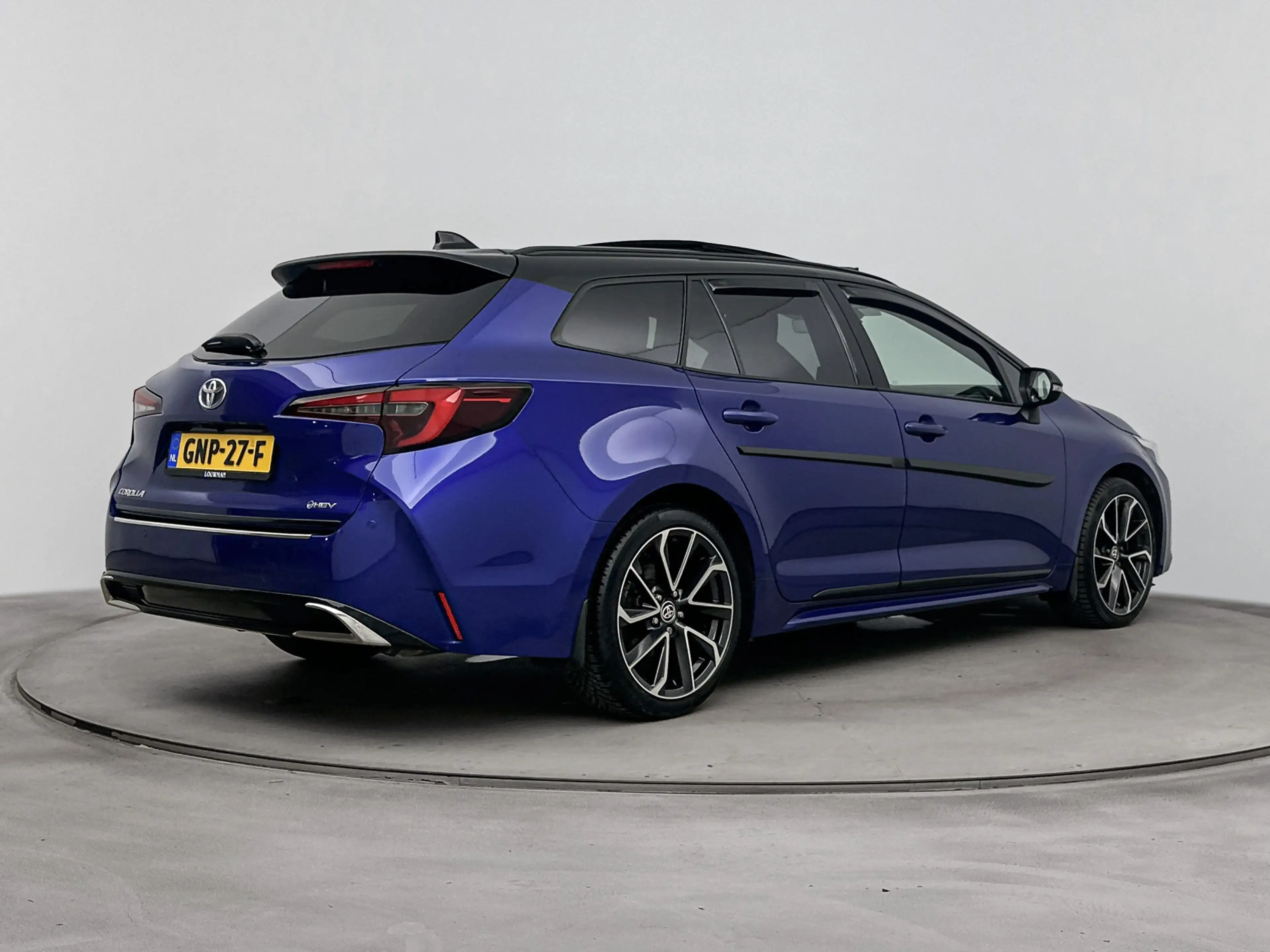 Toyota Corolla Touring Sports Hybrid 200 Premium | Panoramadak | — photo 2