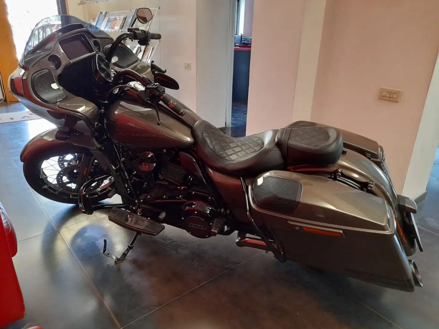 Harley-Davidson Road Glide 117 Ci CVO - 2
