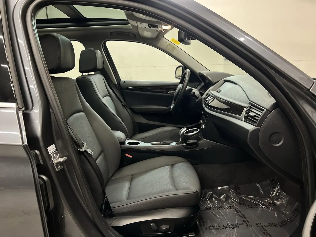 BMW X1 снимка BMW X1
