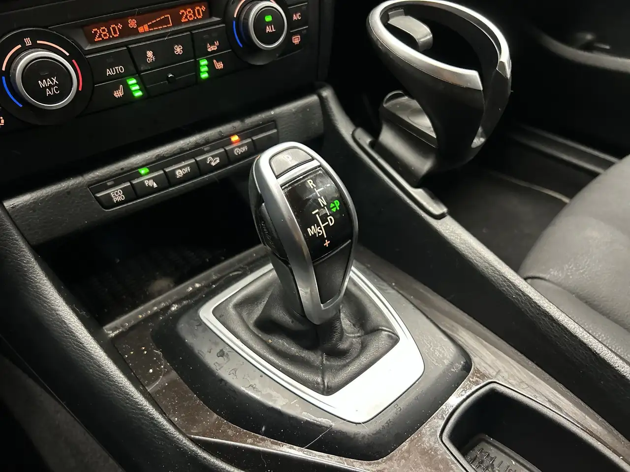 BMW X1 снимка BMW X1