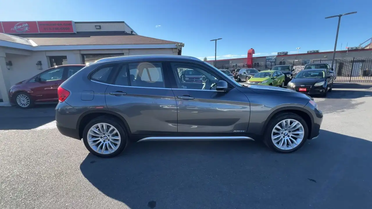 BMW X1 снимка BMW X1