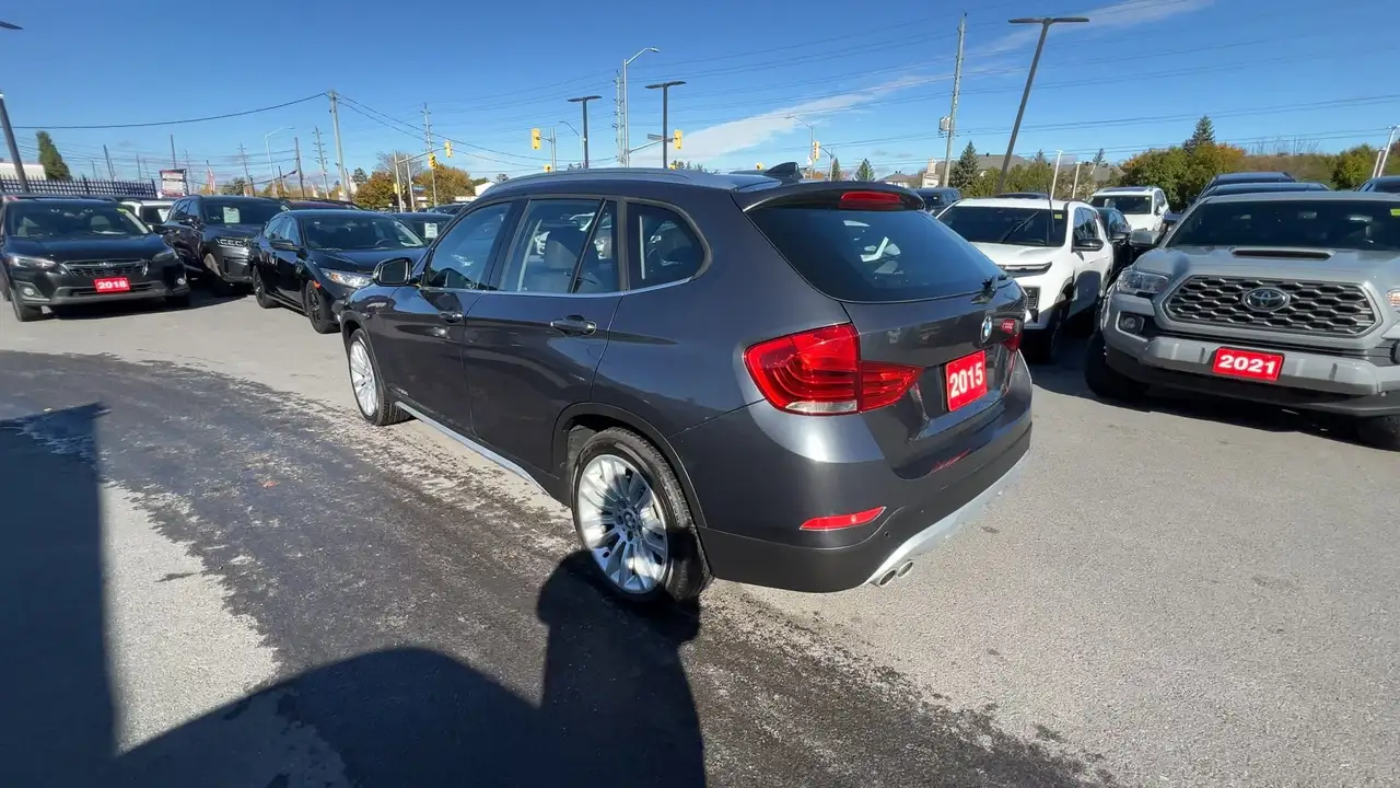 BMW X1 снимка BMW X1