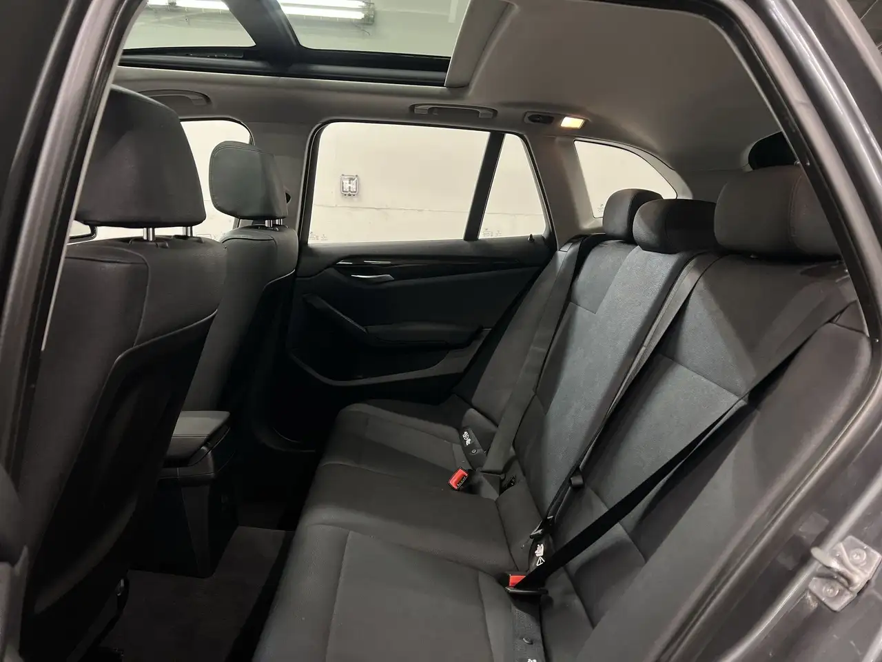 BMW X1 снимка BMW X1