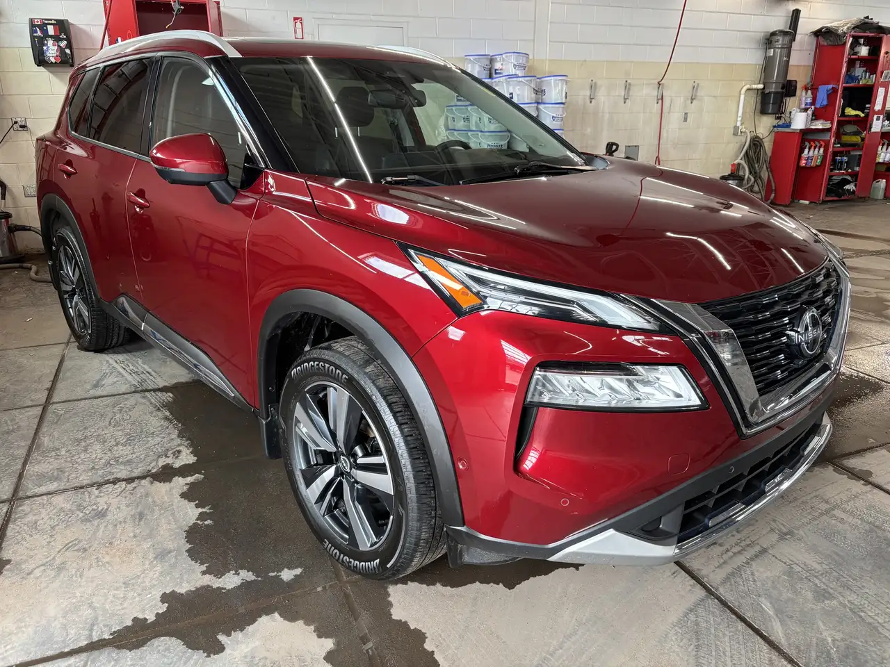 Nissan Rogue снимка Nissan Rogue