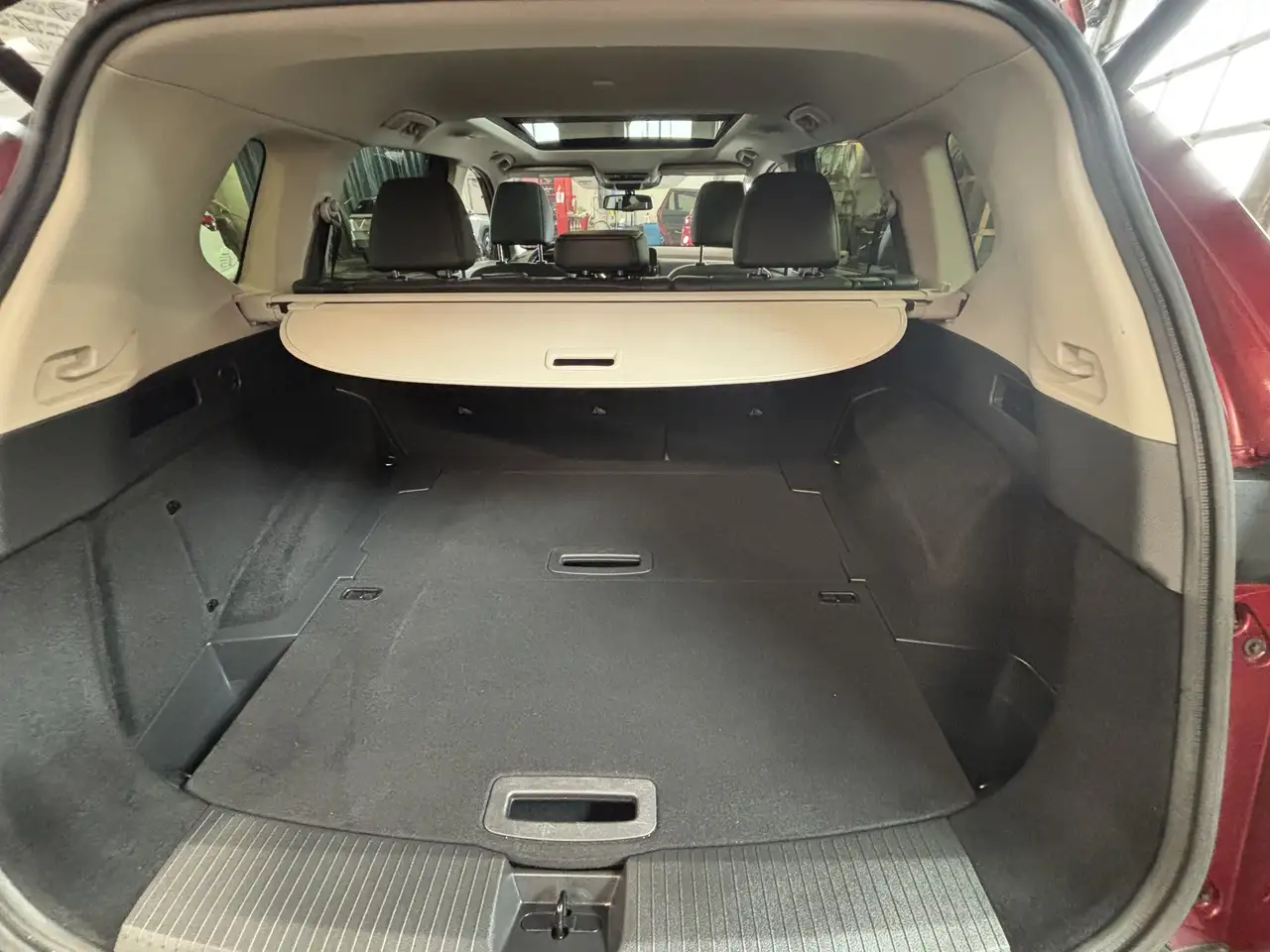 Nissan Rogue снимка Nissan Rogue