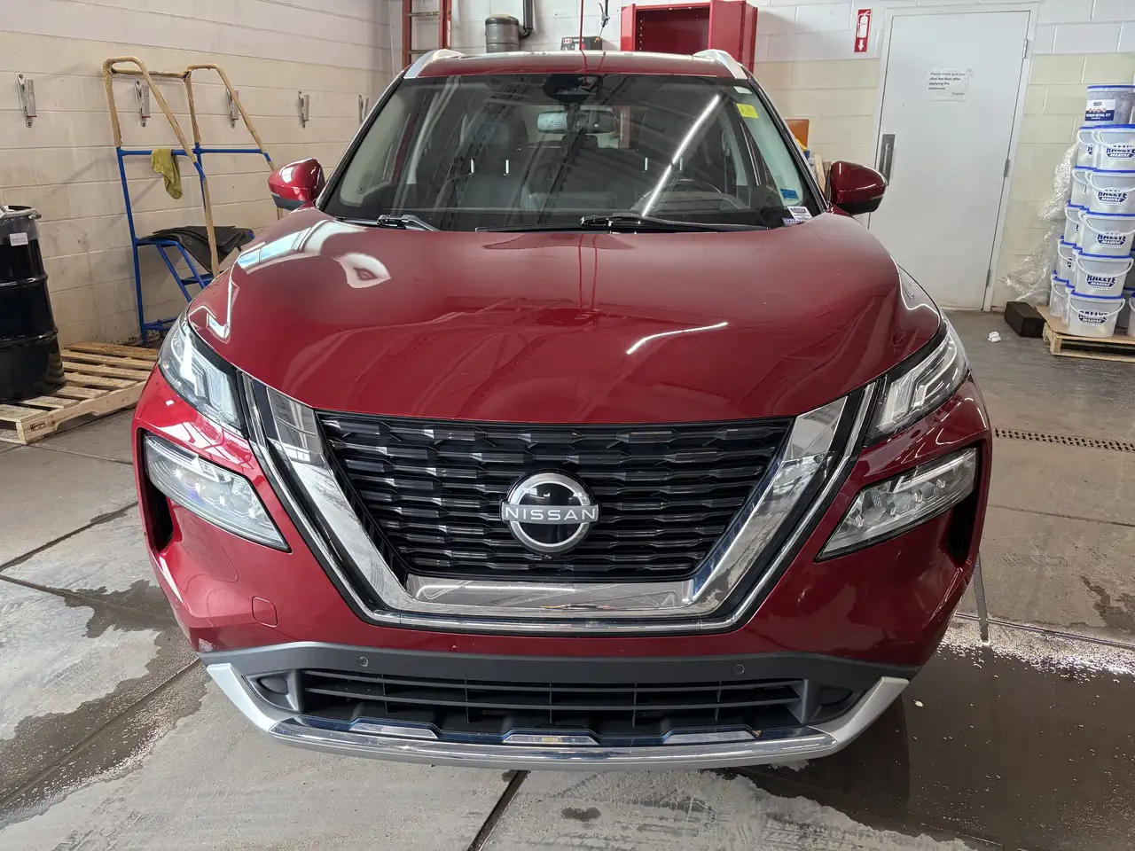 Nissan Rogue снимка Nissan Rogue