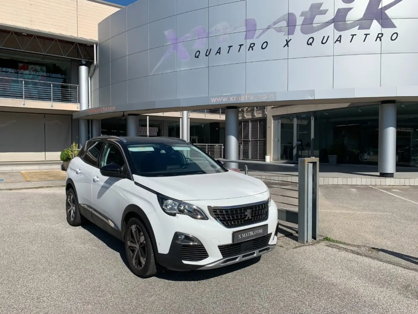 Peugeot 3008 BlueHDi 120 EAT6 S&S Allure Weiß - 1