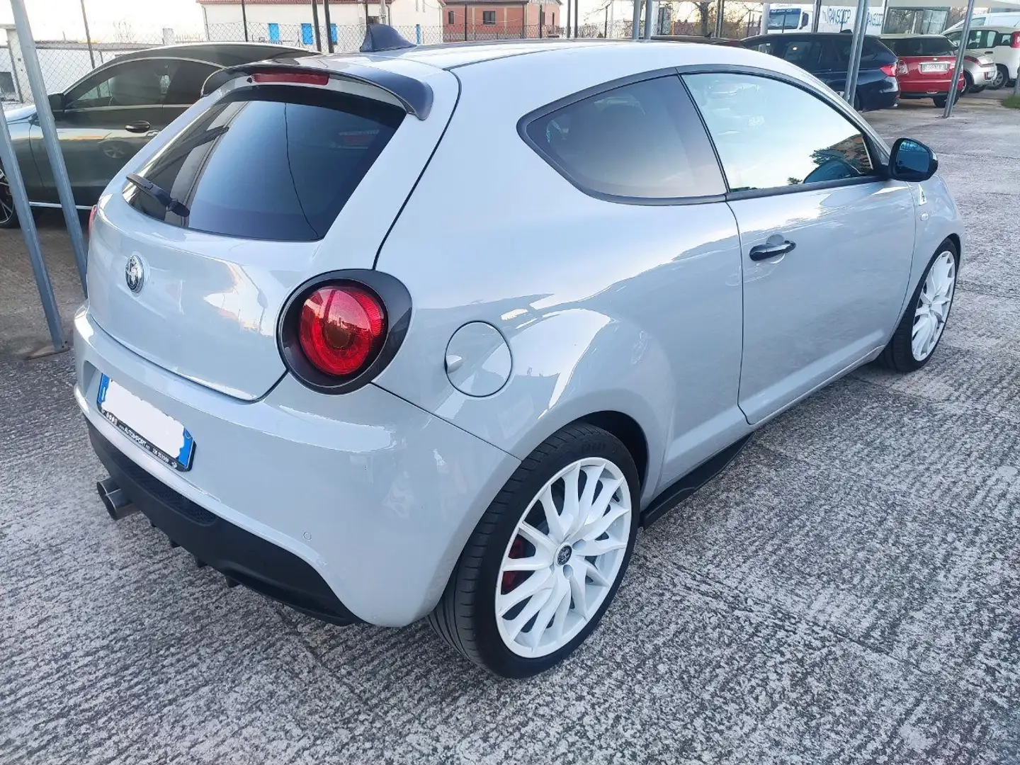 Alfa Romeo MiTo 1.4 Quadrifoglio Verde Sabelt TCT 170cv Q2 Limited Gris - 2