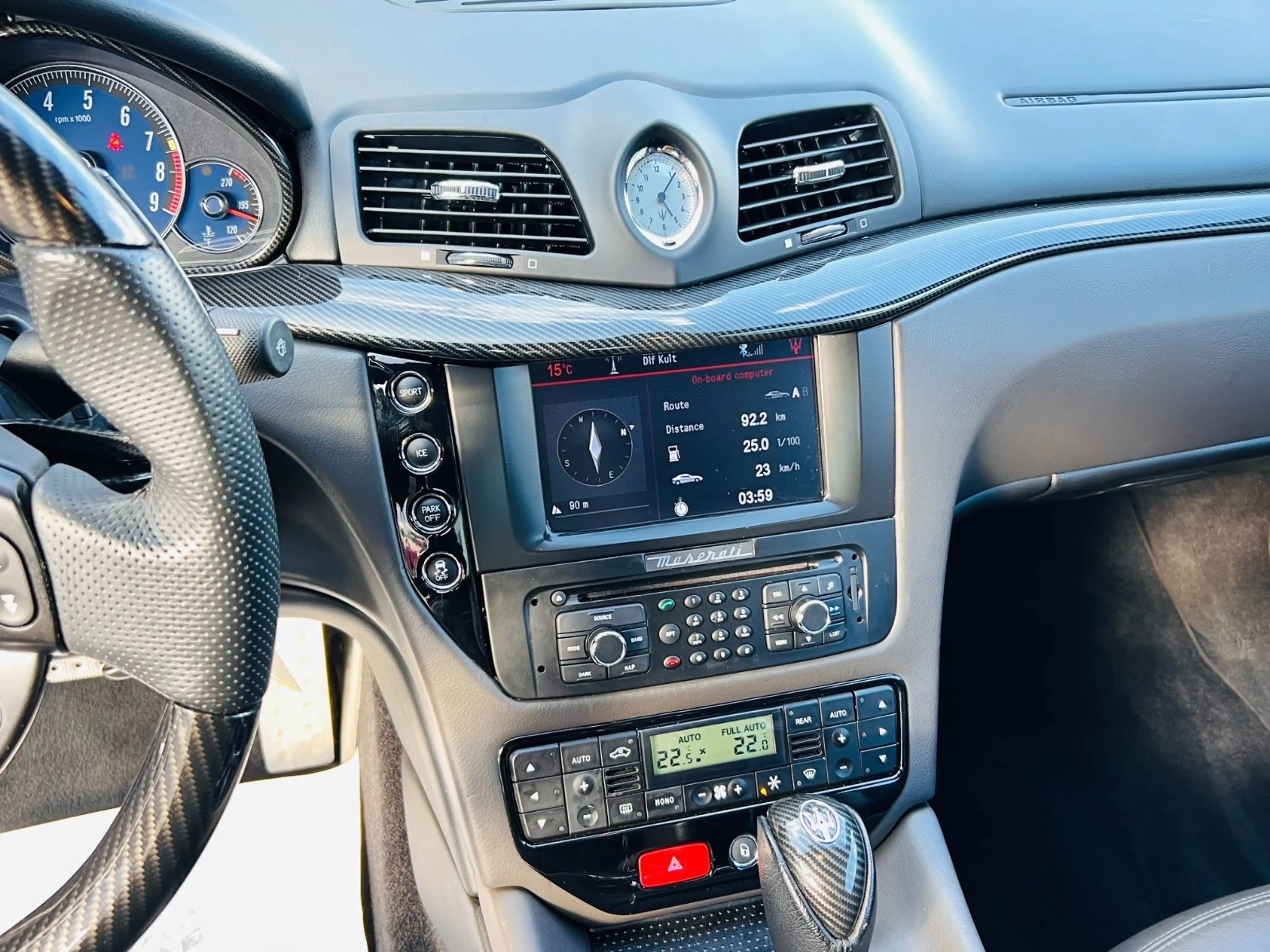 Maserati GranTurismo 4.7 V8 Sport Automatik — photo 9