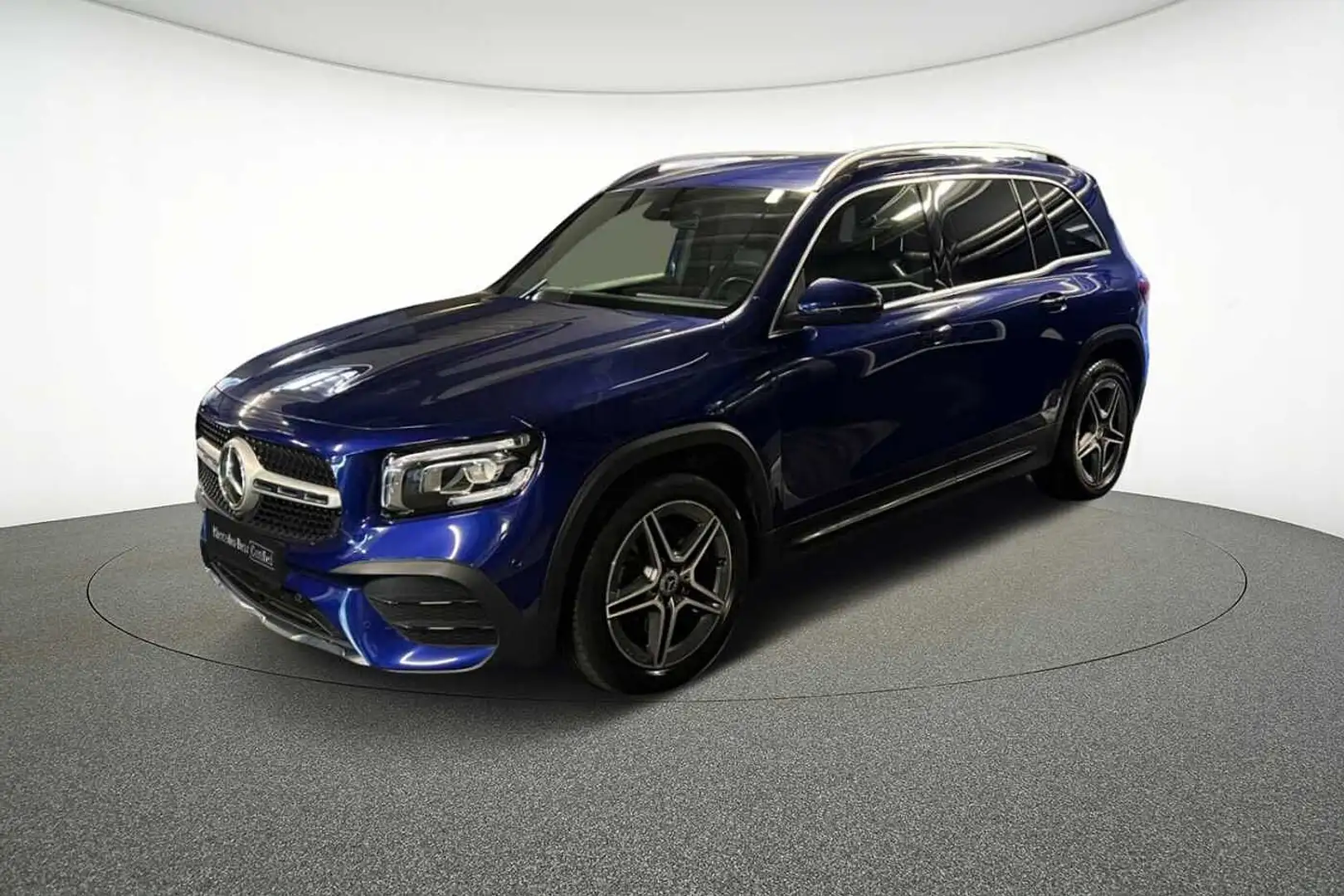 Mercedes-Benz GLB 200 AMG Line Blauw - 1