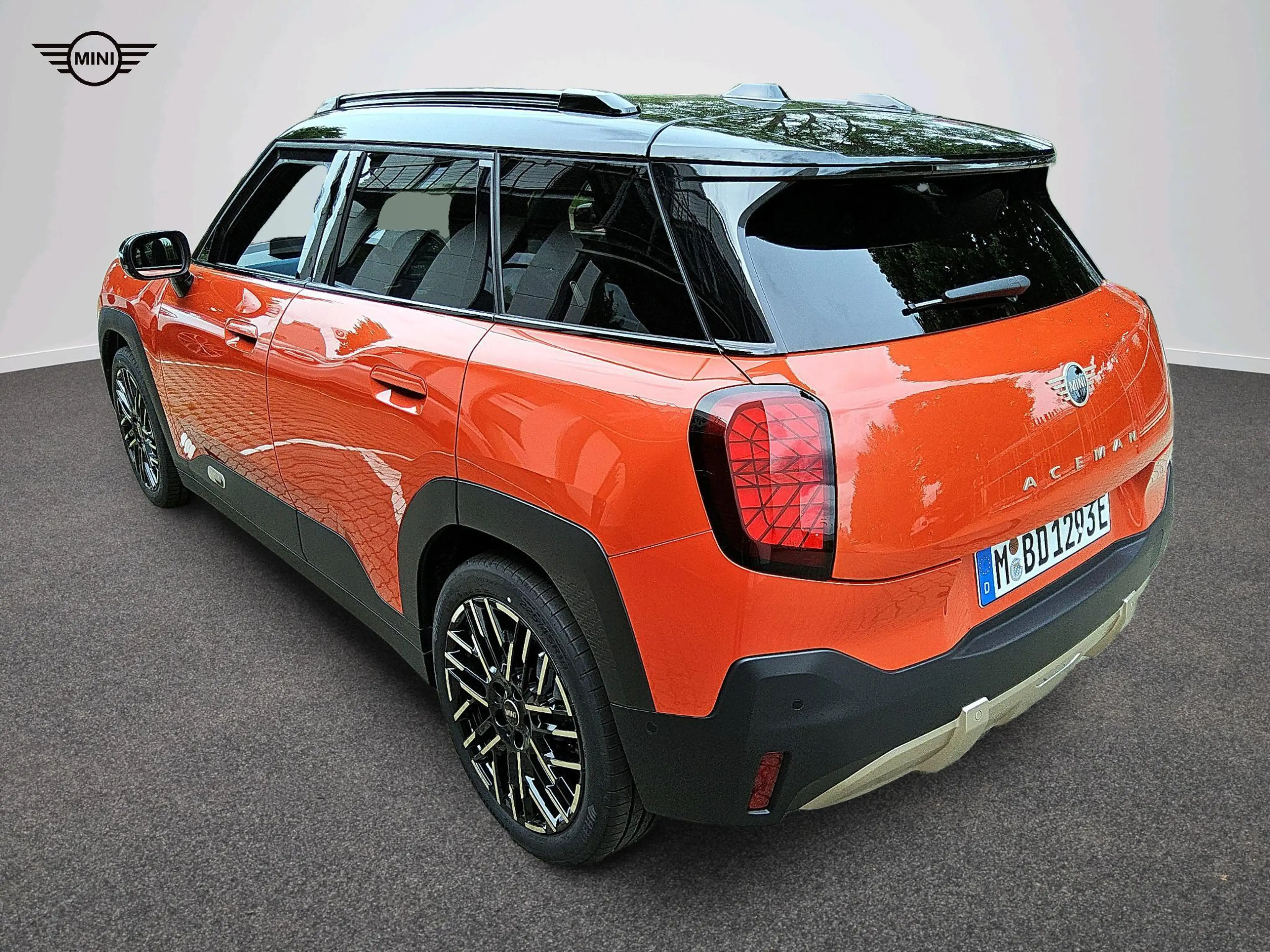MINI Aceman Favoured Trim — photo 4
