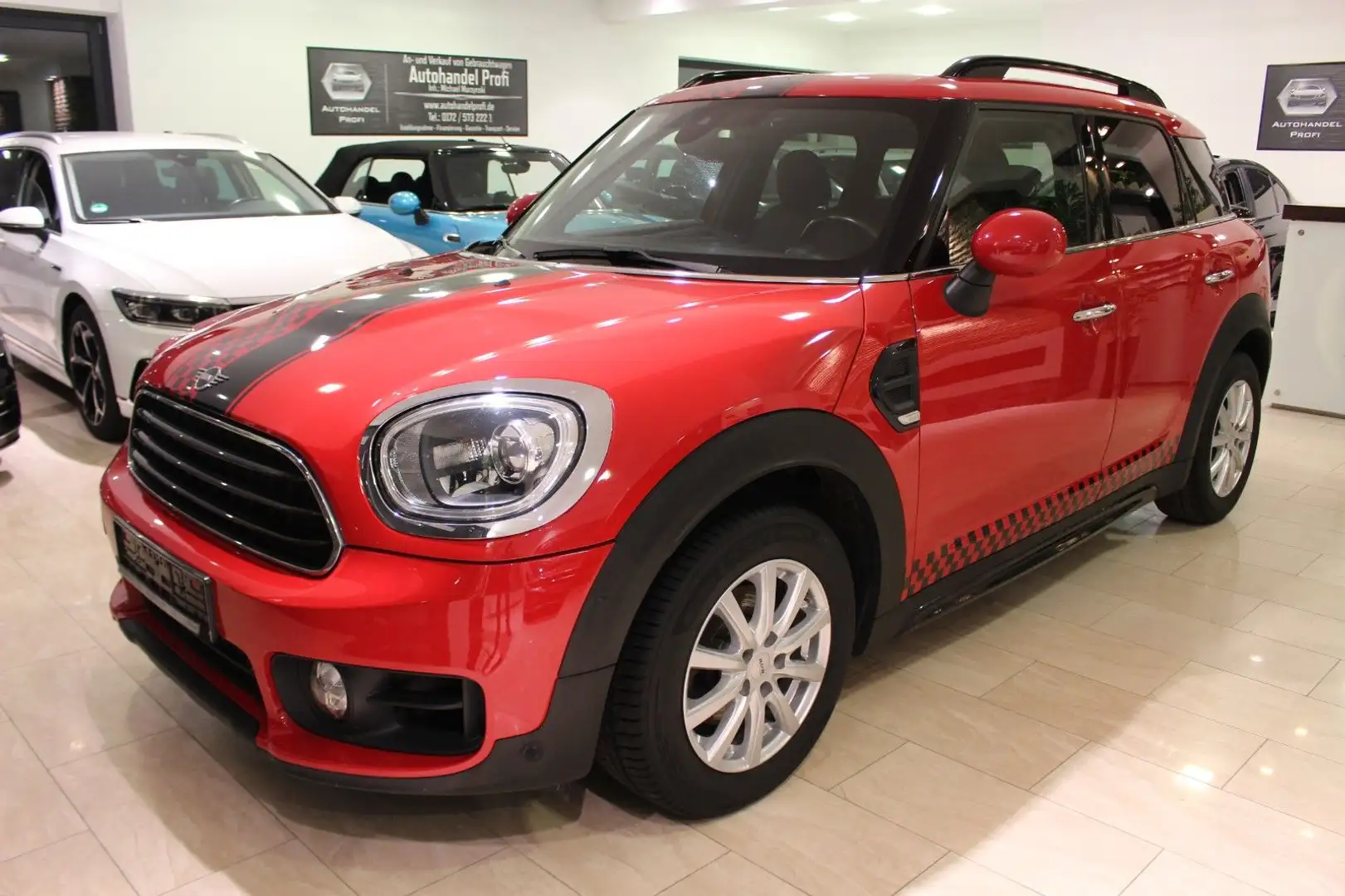 MINI One Countryman Navi LED AHK TOP SH DE Rot - 1