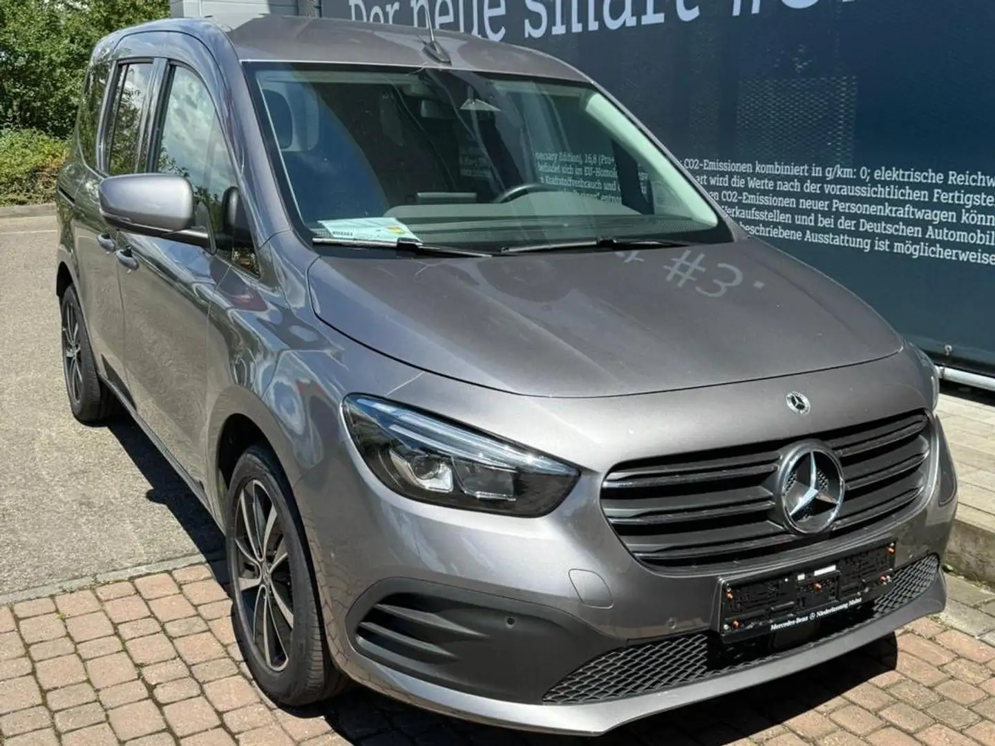 Mercedes-Benz T-Klasse T 180 d Automatik Progressive Grau - 1