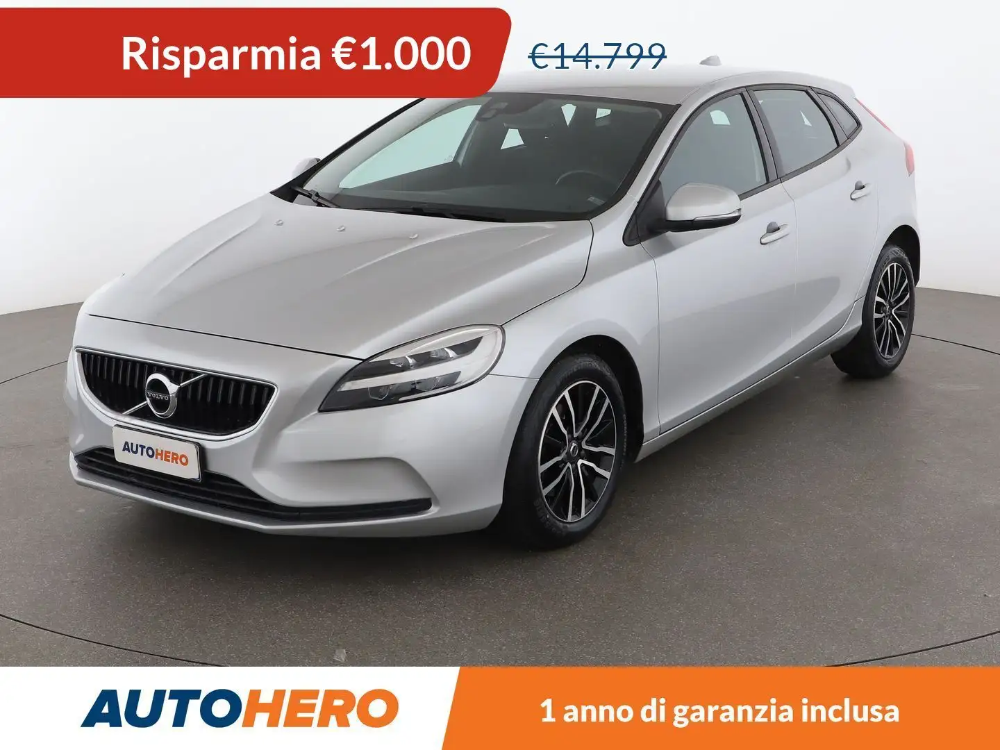 Volvo V40 2.0 T2 Plus Argent - 1