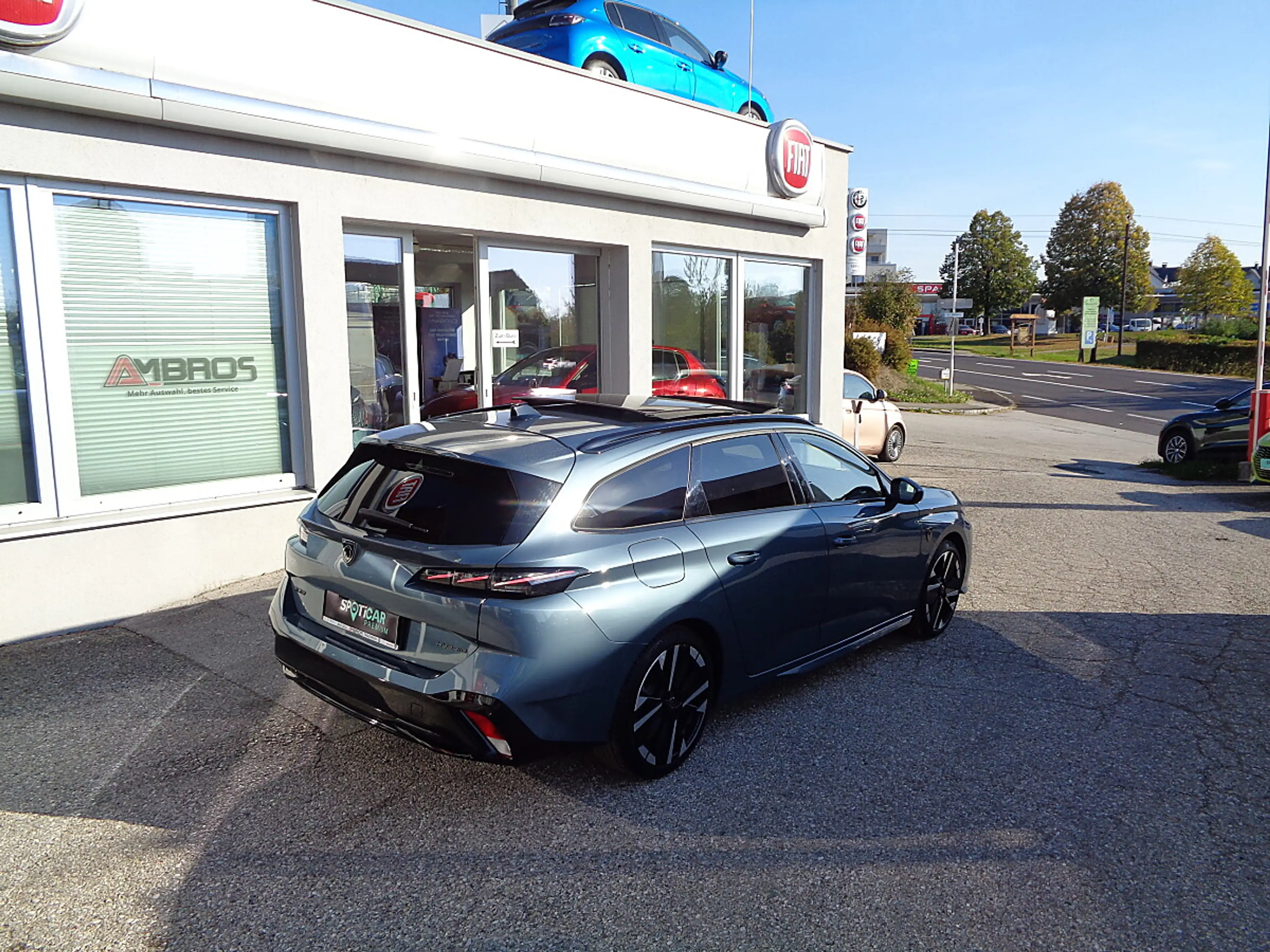 Peugeot 308 SW Hybrid 145 e-DSC6 GT — photo 2