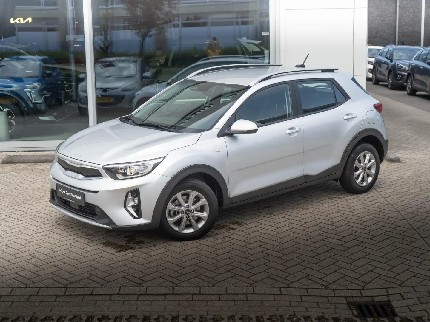 Kia Stonic 1.0 T-GDi MHEV DynamicLine | Carplay | Airco | Ned Grijs - 2