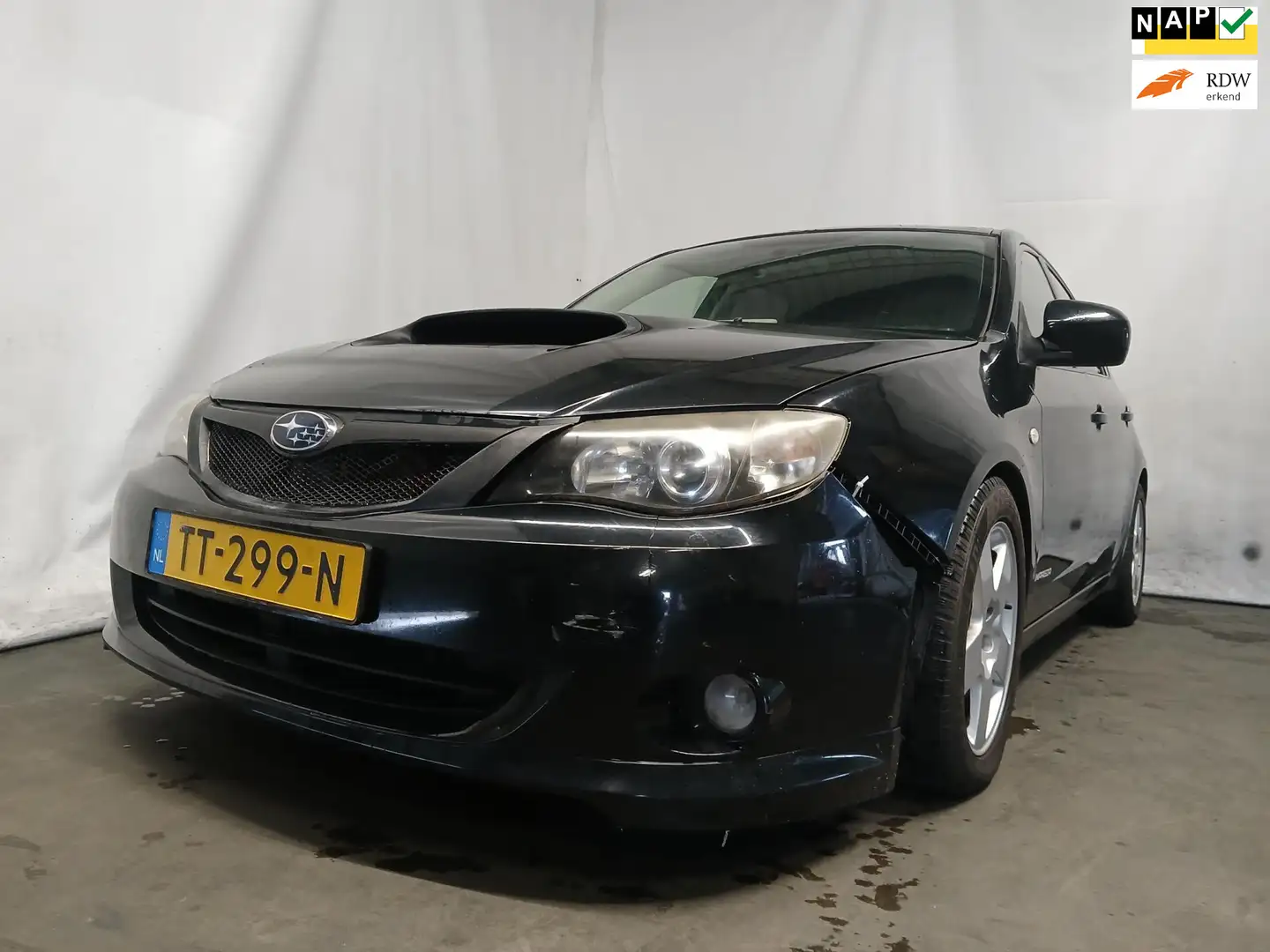 Subaru Impreza 2.0D Luxury AWD -Airco - Front Schade - Koppakking Zwart - 1