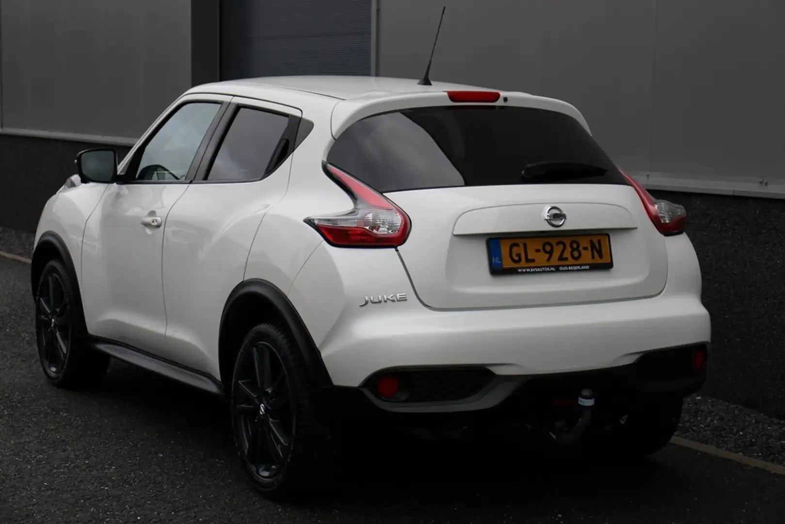 Nissan Juke 1.2 DIG-T S/S Connect edition Blanc - 2