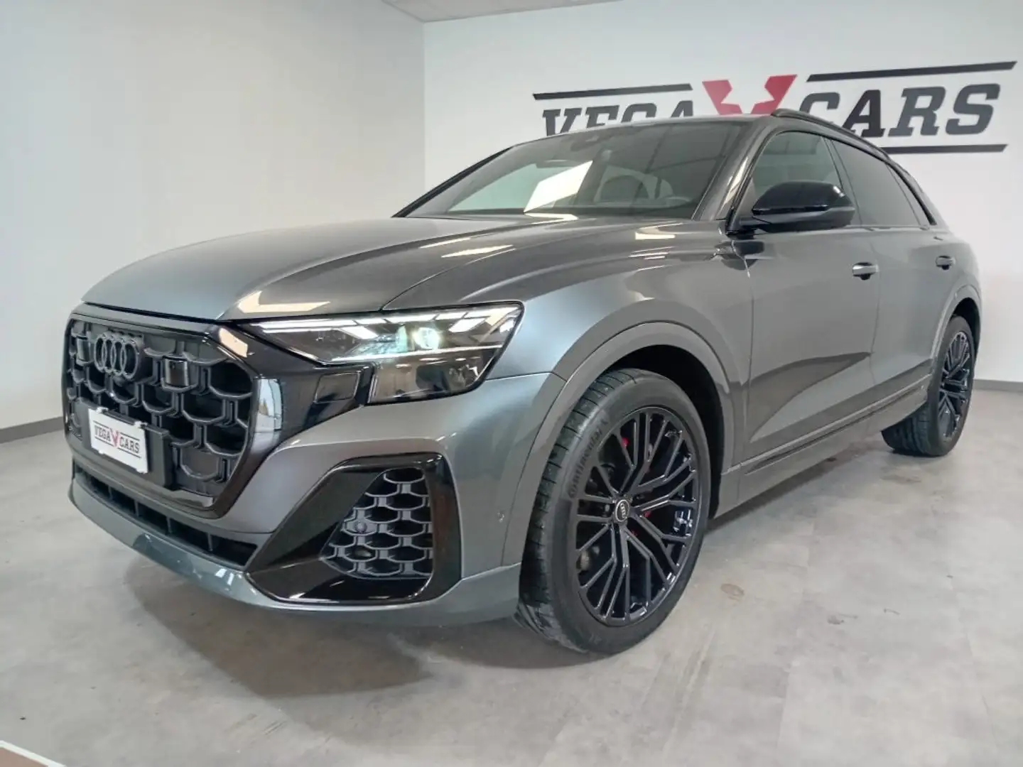 Audi Q8 SUV 50 TDI 286 CV quattro S line edit. BLACK PACk Gris - 1