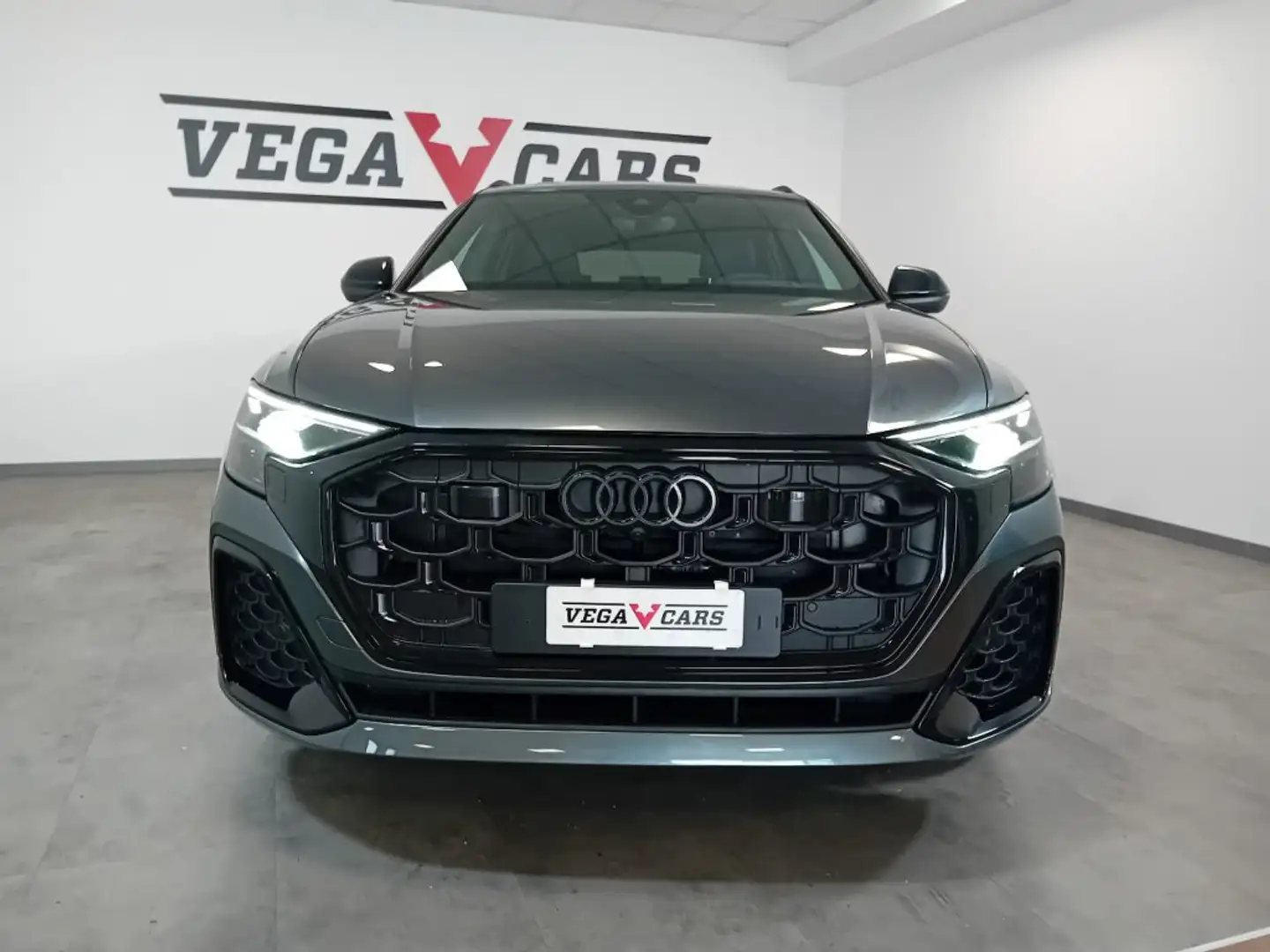 Audi Q8 SUV 50 TDI 286 CV quattro S line edit. BLACK PACk Gris - 2
