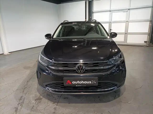 Volkswagen Taigo view 2