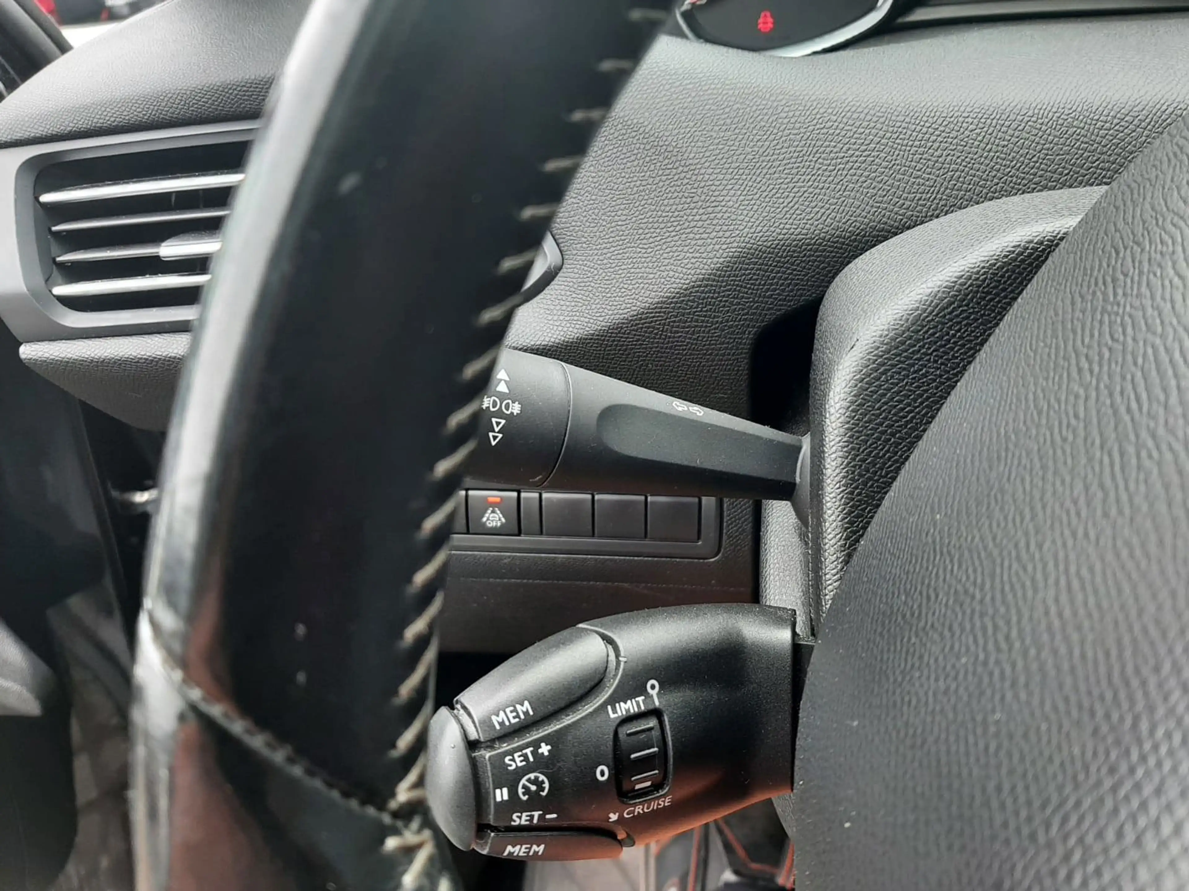 Peugeot 308 SW 1.2 PureTech Blue Lease Premium automaat — photo 11