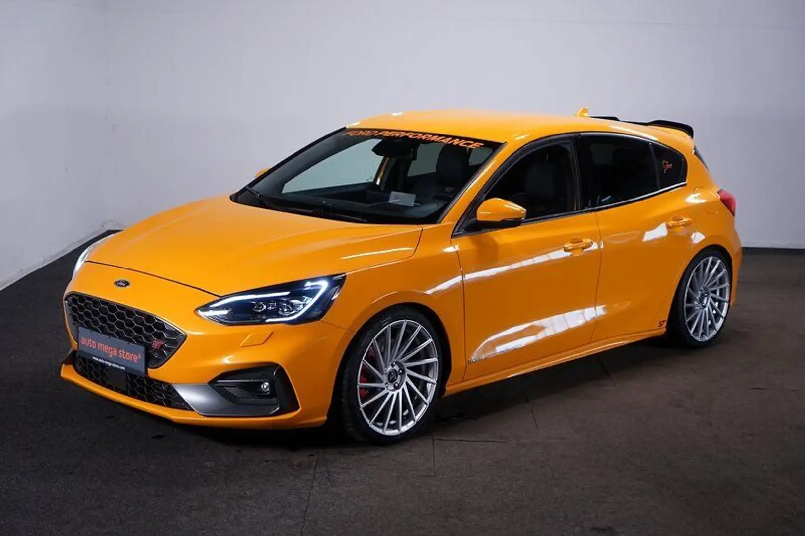 Ford Focus 2.3 EcoBoost ST Kamera/ACC/LED/Navi/RFK/SH Zilver - 1