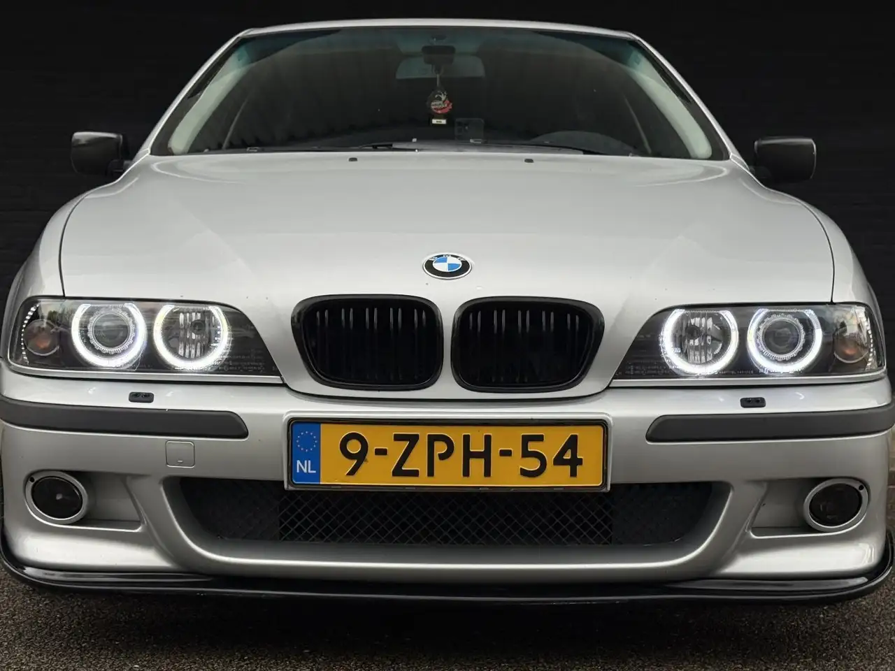 BMW 540 E39 4.4 V8 | Dealer Onderhouden | Bruut geluid!, foto 9