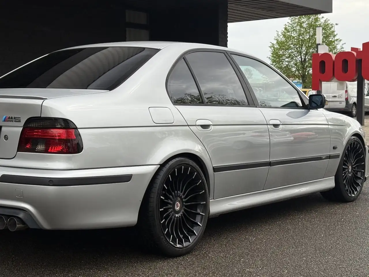 BMW 540 E39 4.4 V8 | Dealer Onderhouden | Bruut geluid!, foto 6