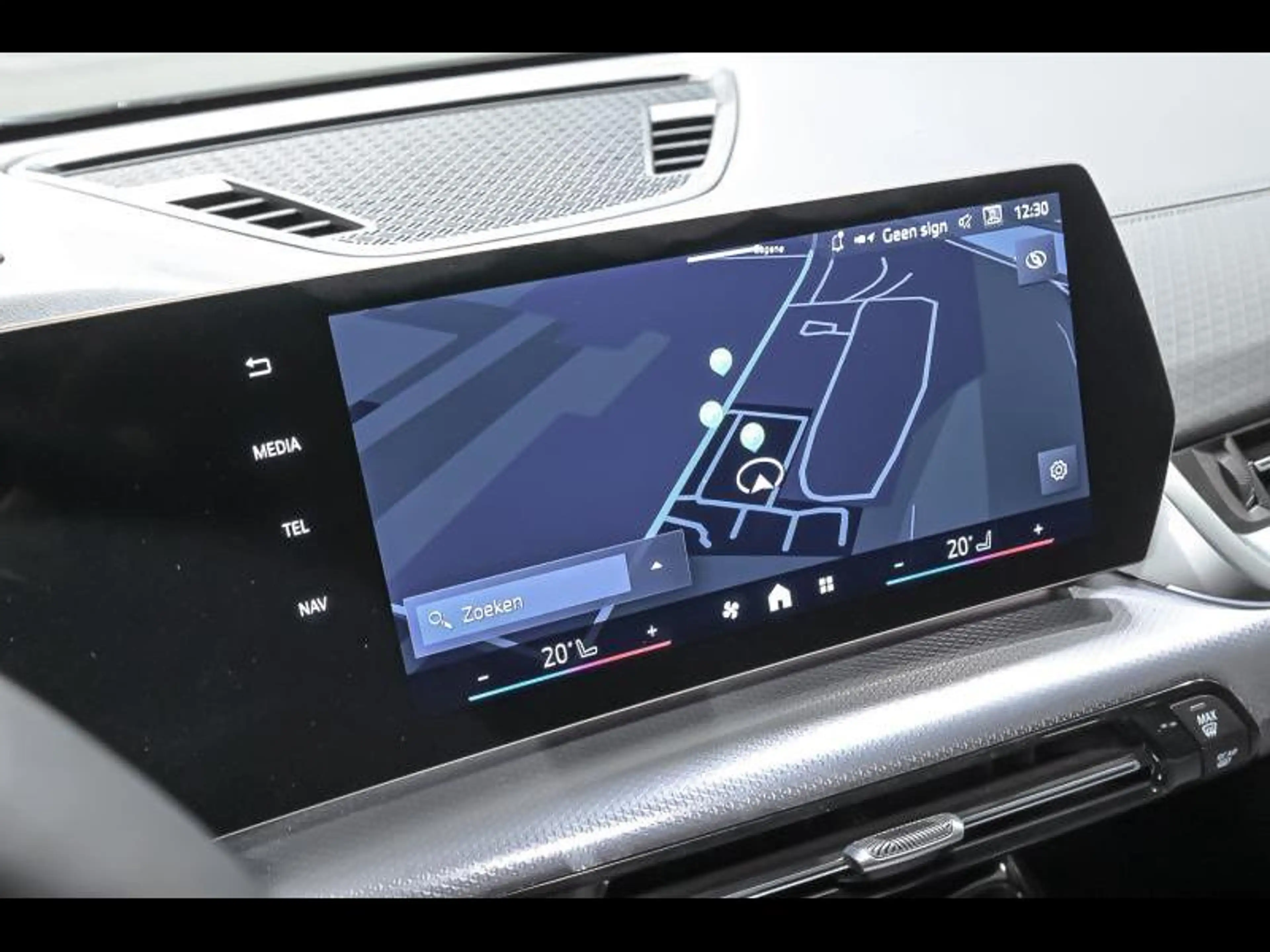 BMW iX2 xDrive30 - MPACKPRO - DASS+|360CAM|PANO|HUD|H&K|TH — photo 14
