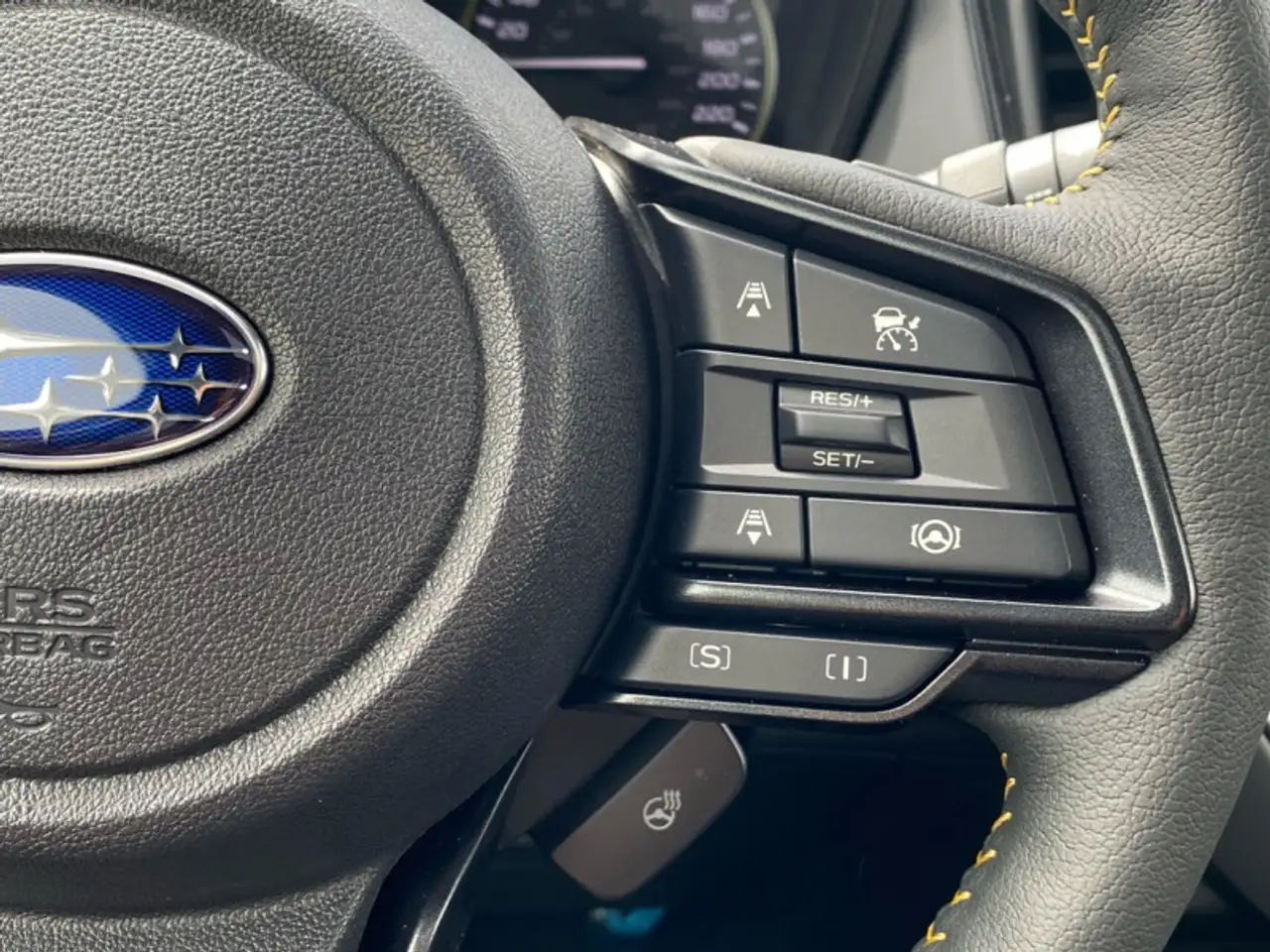 Subaru Crosstrek photo Subaru Crosstrek