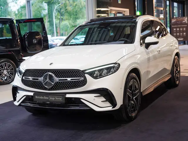 Mercedes-Benz GLC view 9