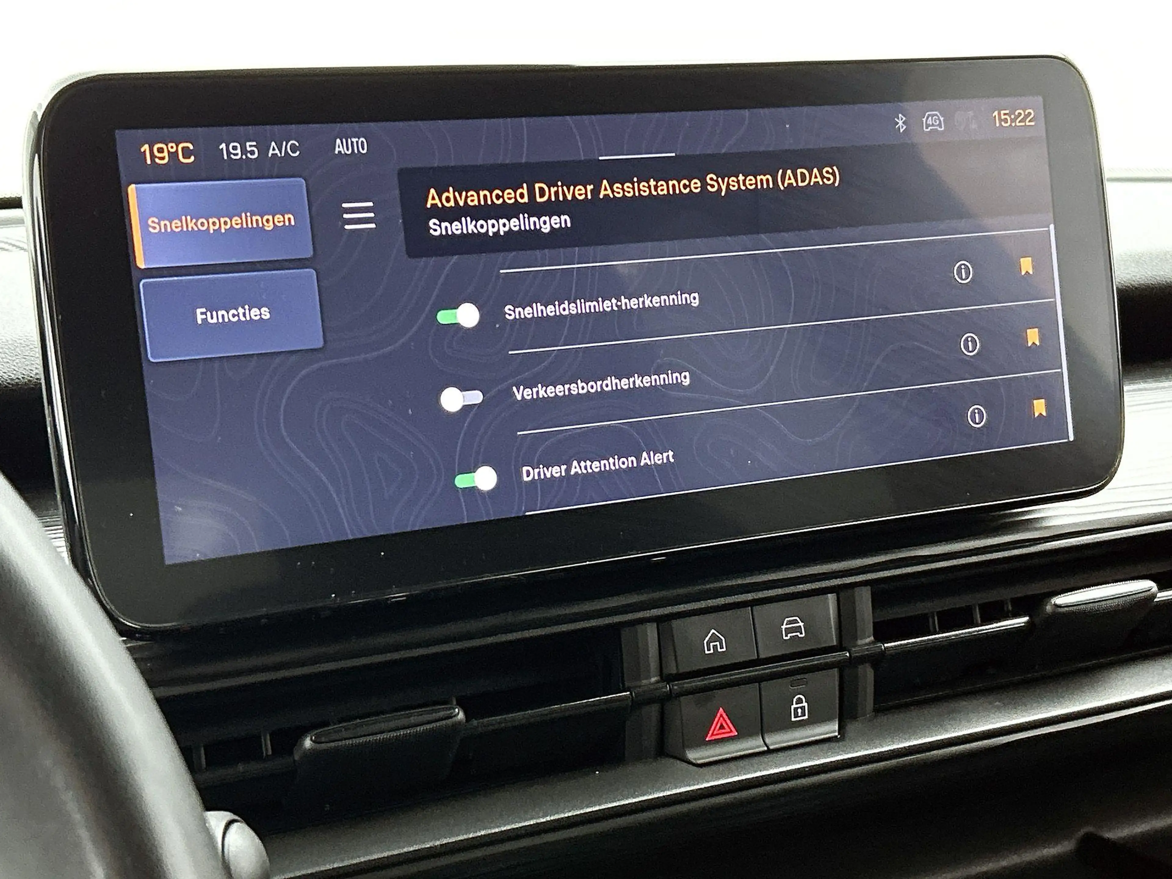 Jeep Avenger 1.2 Altitude | Apple Carplay / Android Auto | Clim — photo 13