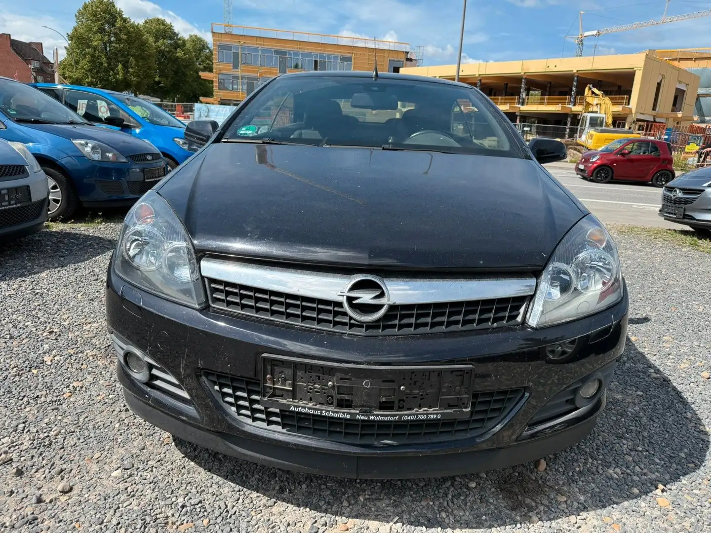 Opel Astra 1.9 CDTI Cosmo crna - 2