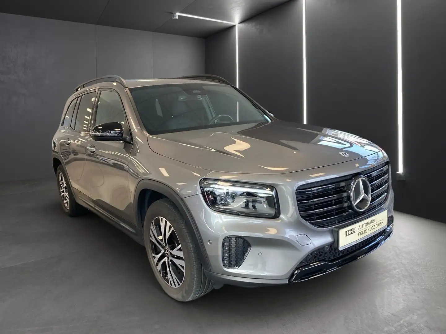 Mercedes-Benz GLB 180 d Progressive Ad*AHK*Distronic*Night*LED Grau - 2