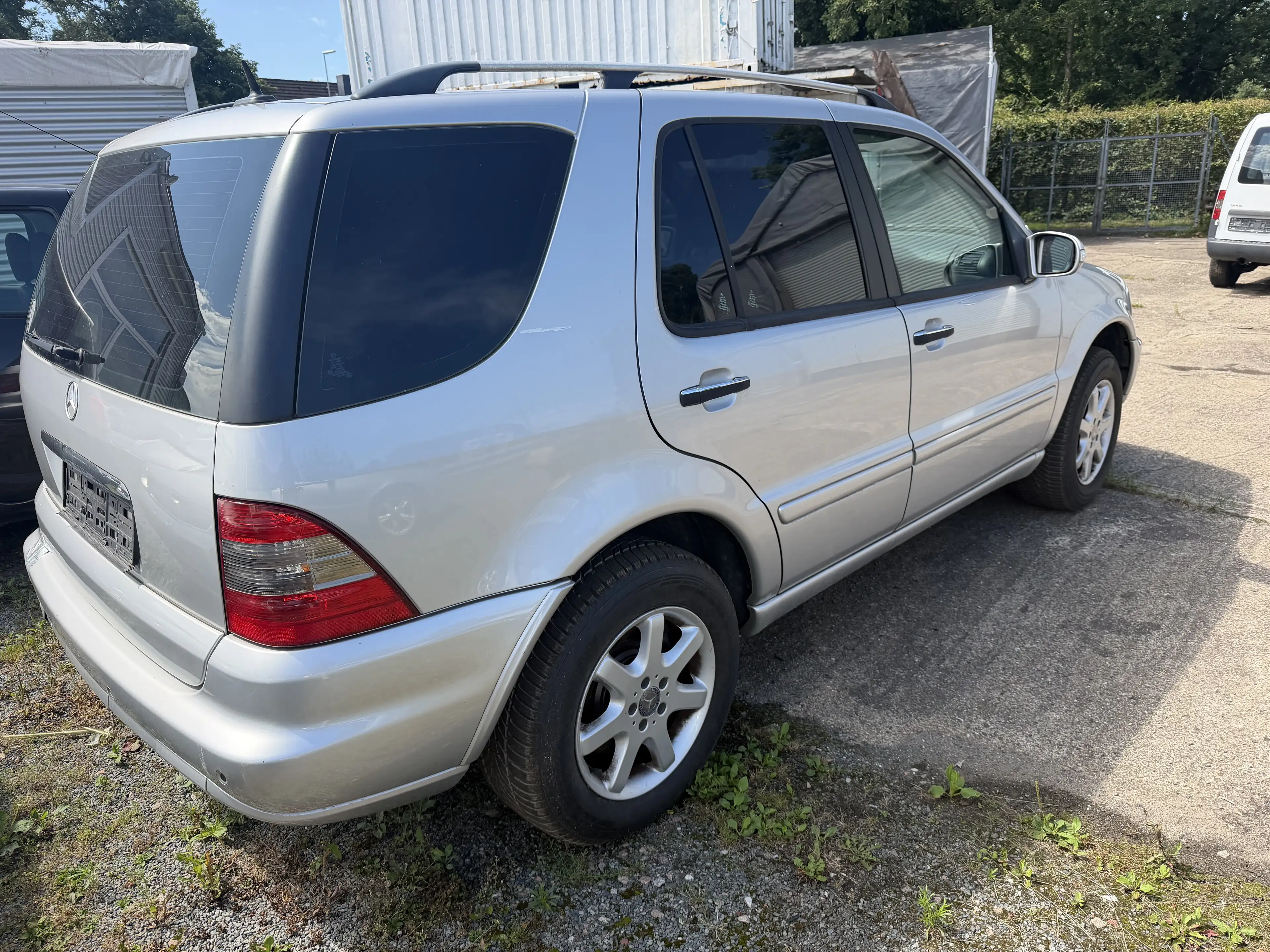Mercedes-Benz ML 350 M-Klasse Final Edition + Anhängerkupplung + Tüv 10/2027 — photo 3