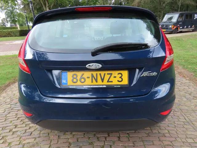 Ford Fiesta view 5