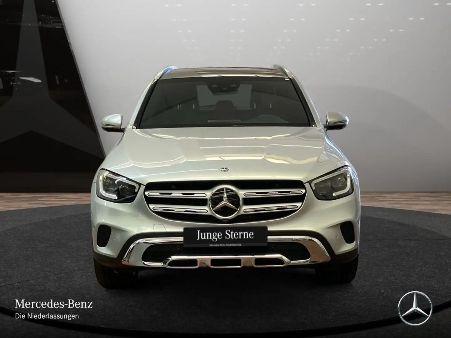 Mercedes-Benz GLC 300 e 4M PANO+360+AHK+MULTIBEAM+FAHRASS+HUD+TV Argent - 2