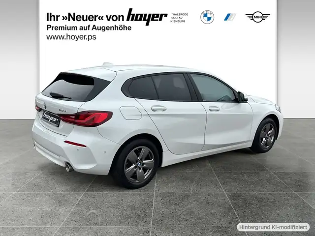 BMW 1 Series view 2