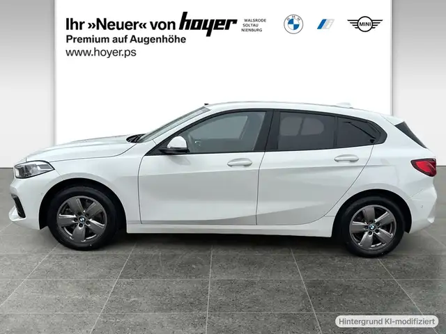 BMW 1 Series view 3