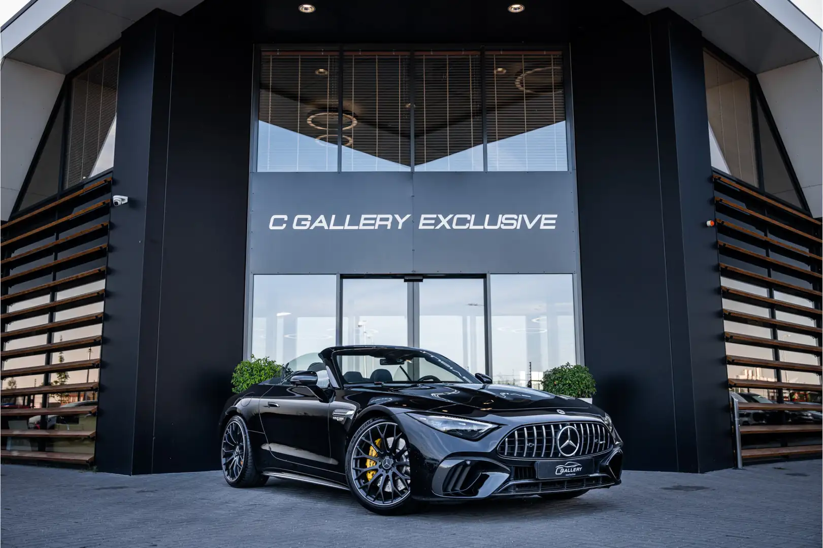 Mercedes-Benz SL 63 AMG Roadster 4MATIC+ - Carbonpakket | Burmester | ... Noir - 1