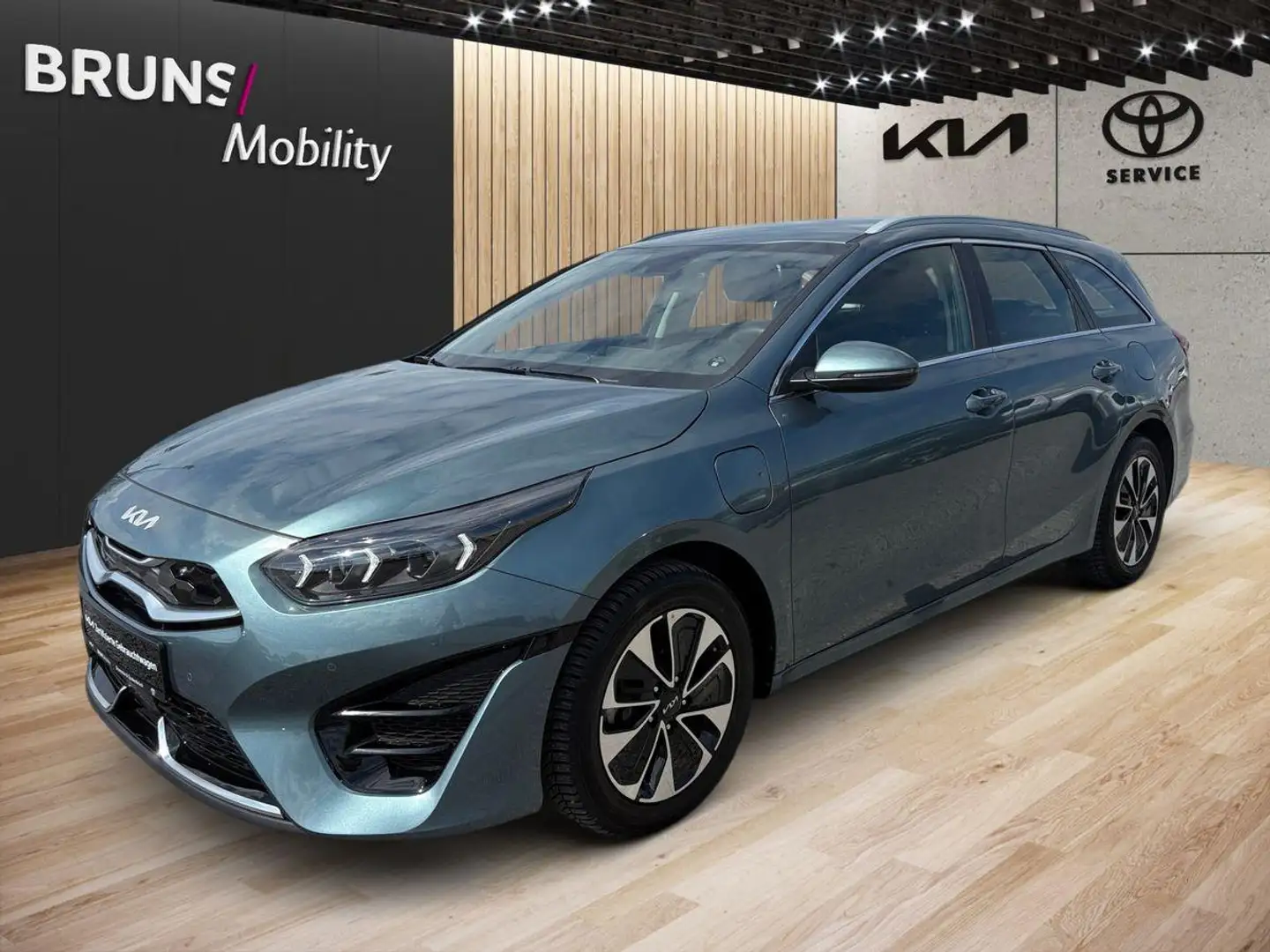 Kia Ceed / cee'd SW 1.6 PHEV DCT6 SPI SITZ TECH siva - 2