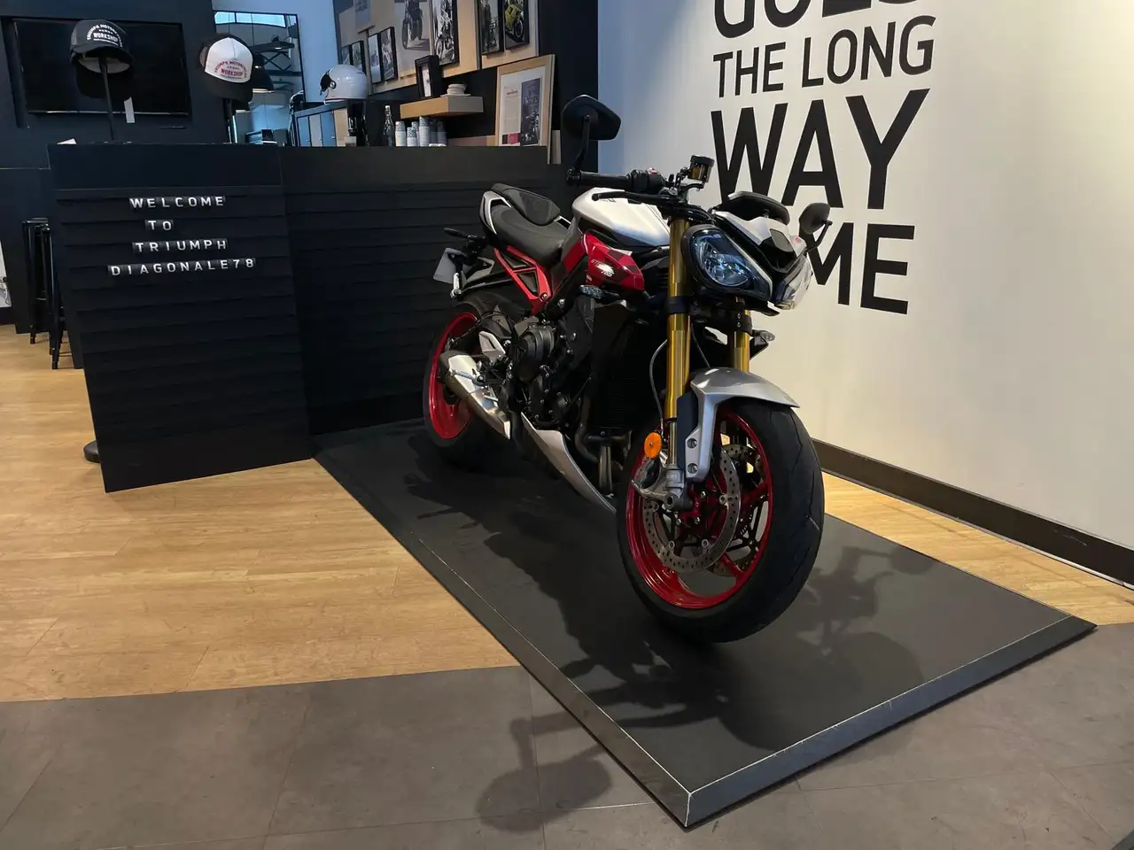 Triumph Street Triple 765