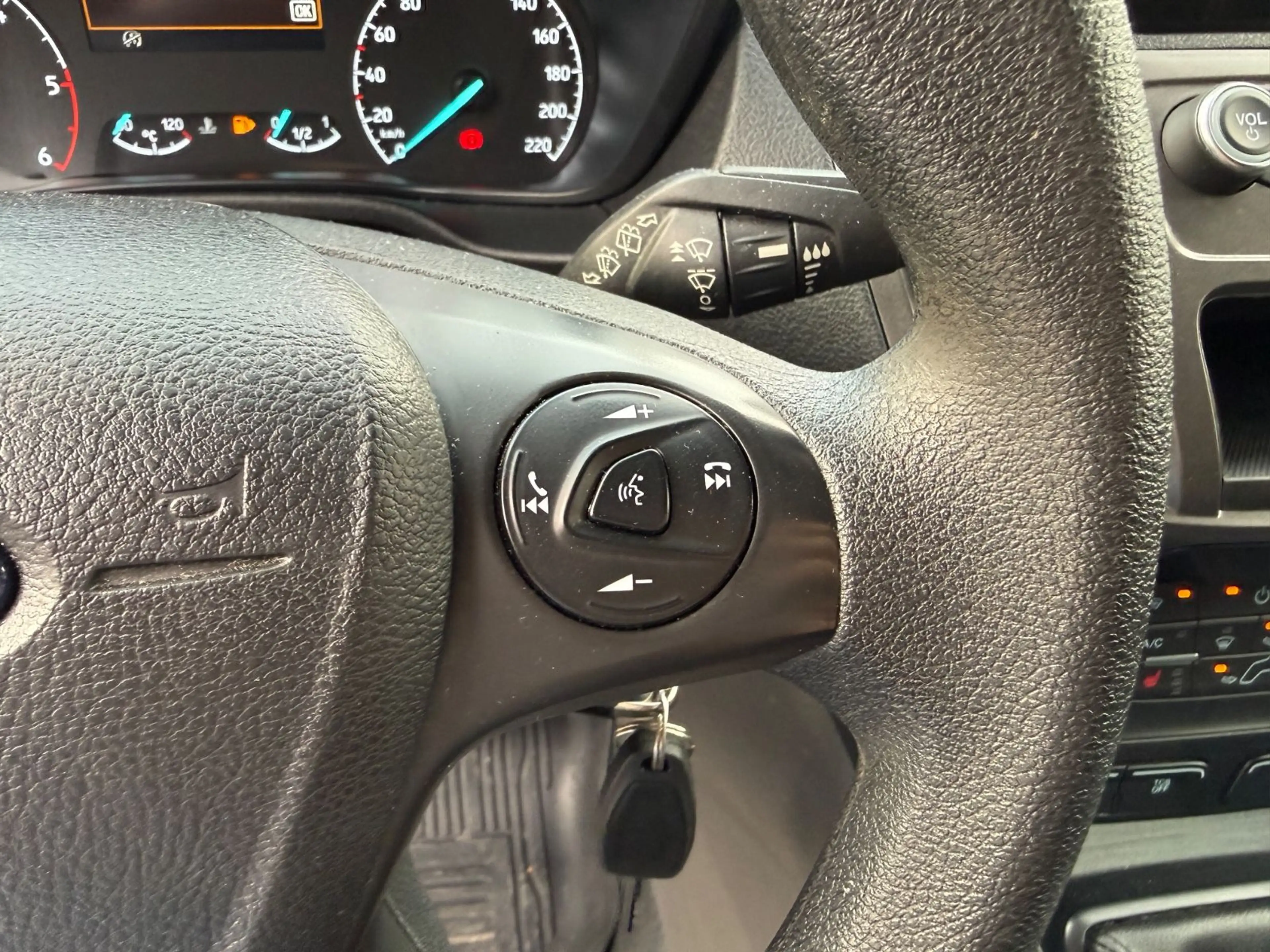 Ford Transit Connect Lang L2 *Navi*SHZ*3-Sitze*Kamera — photo 20